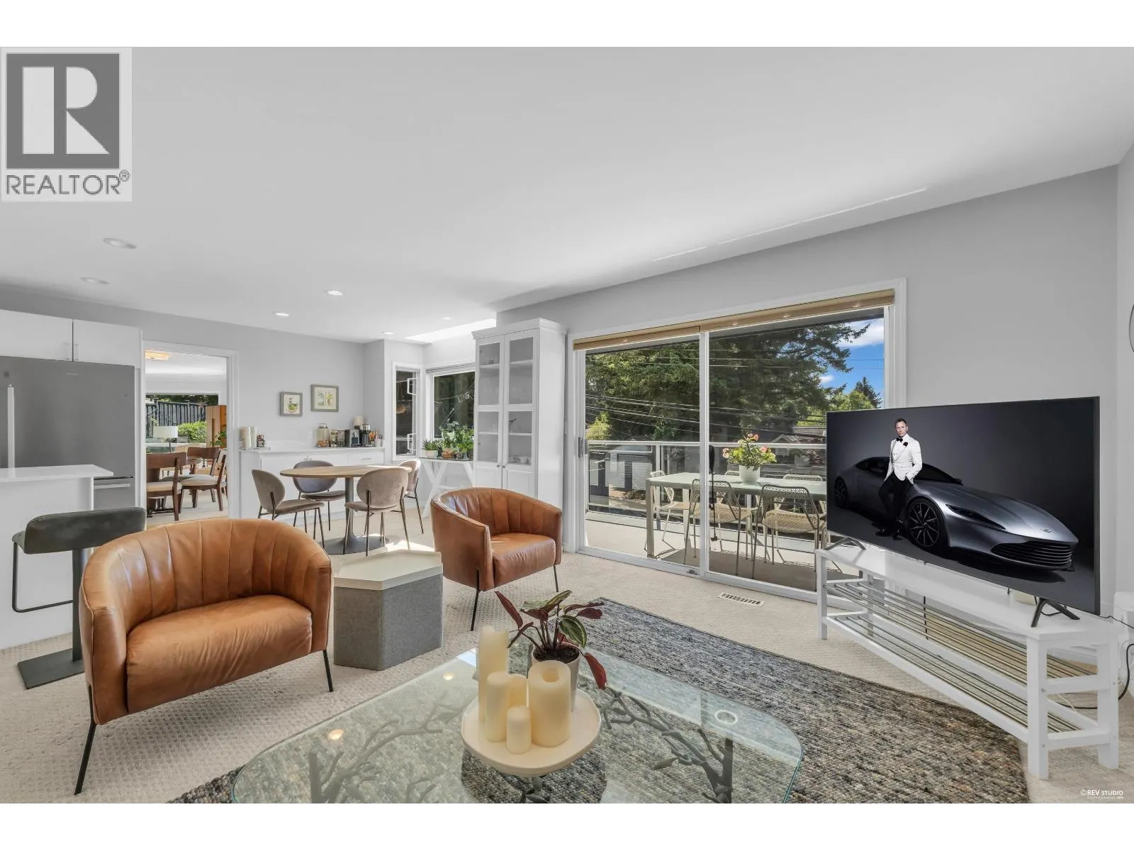 111 SANDRINGHAM CRESCENT