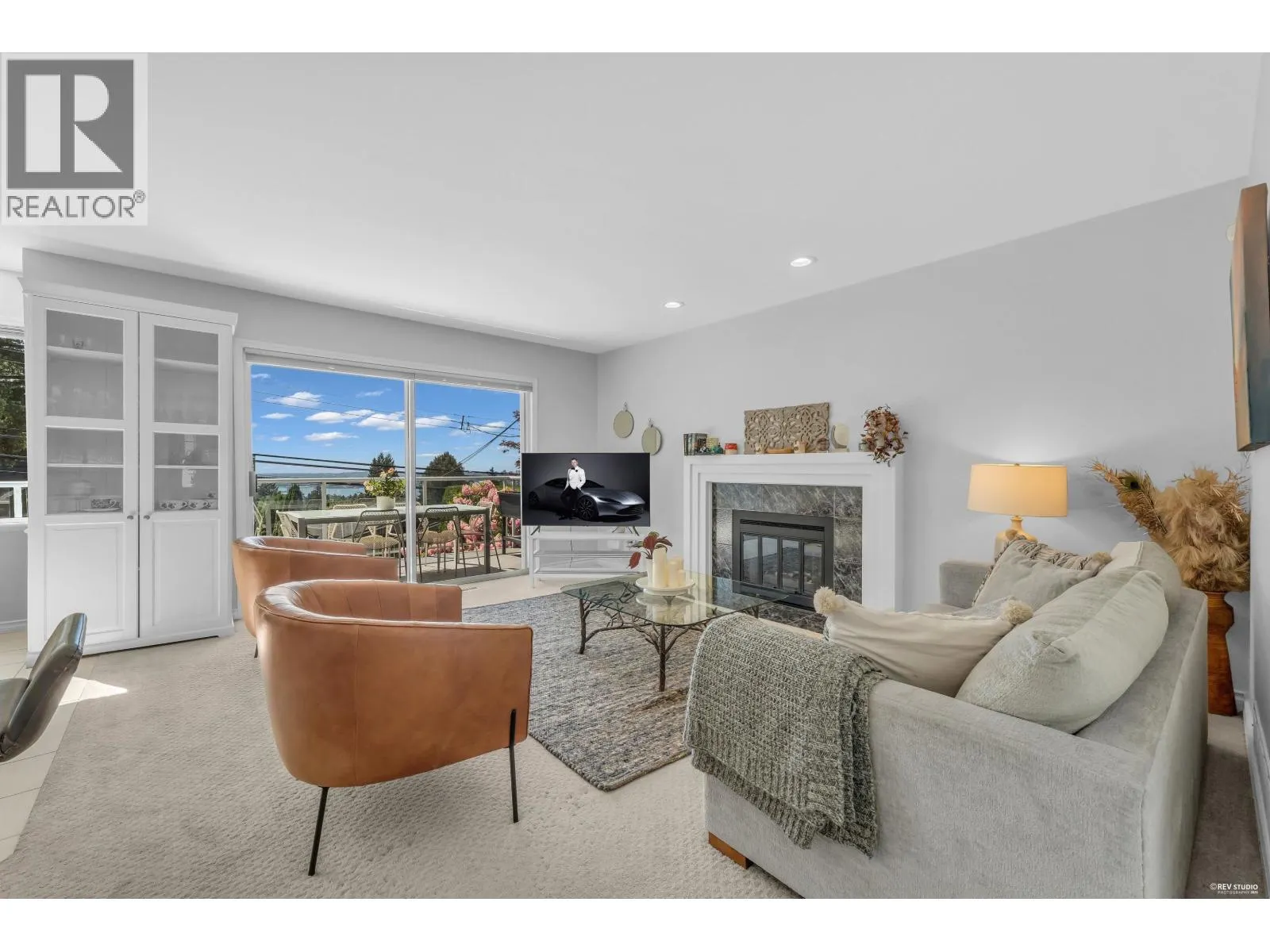 111 SANDRINGHAM CRESCENT