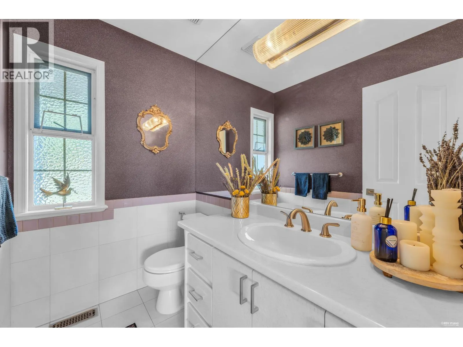 111 SANDRINGHAM CRESCENT
