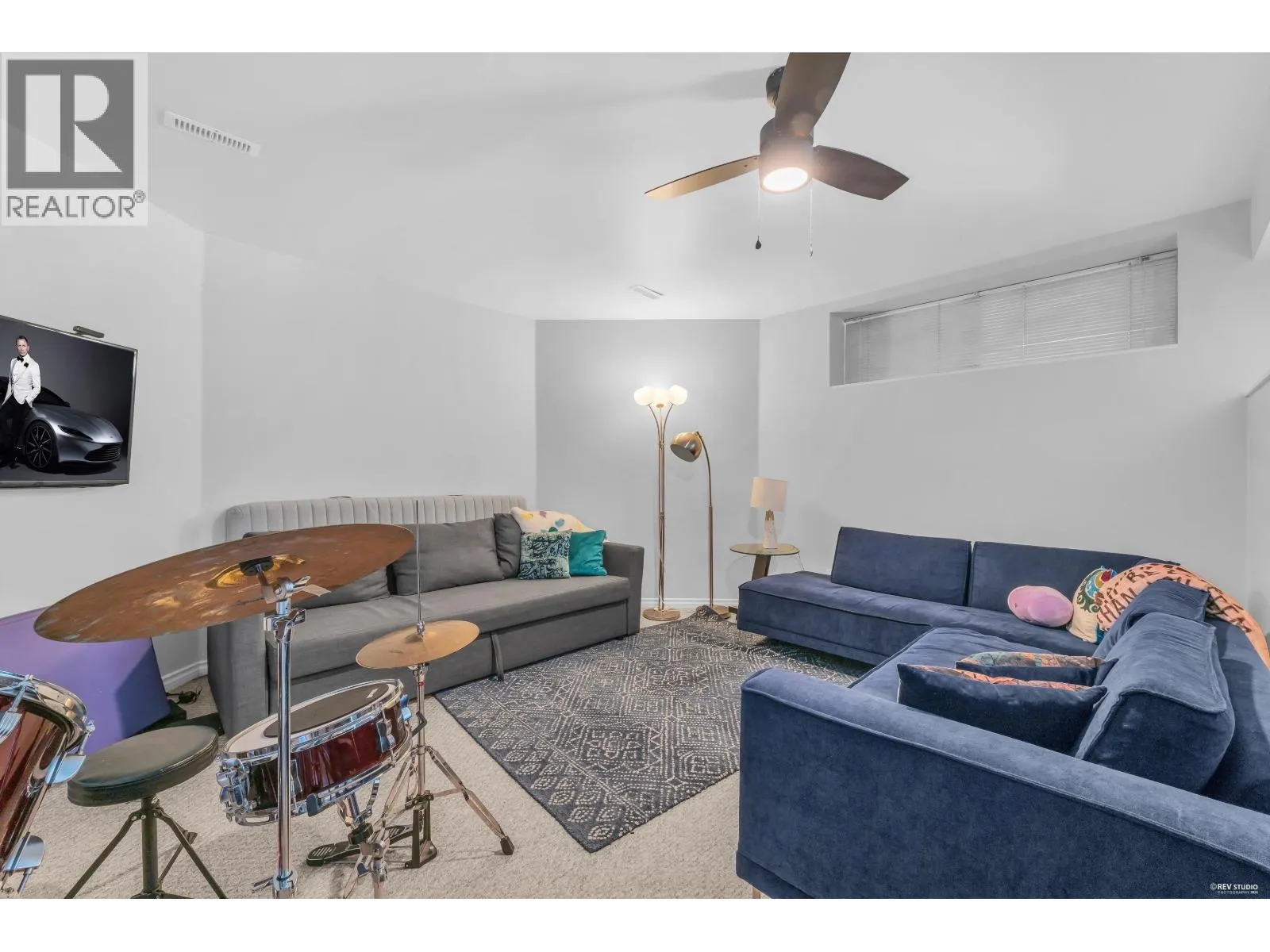 111 SANDRINGHAM CRESCENT