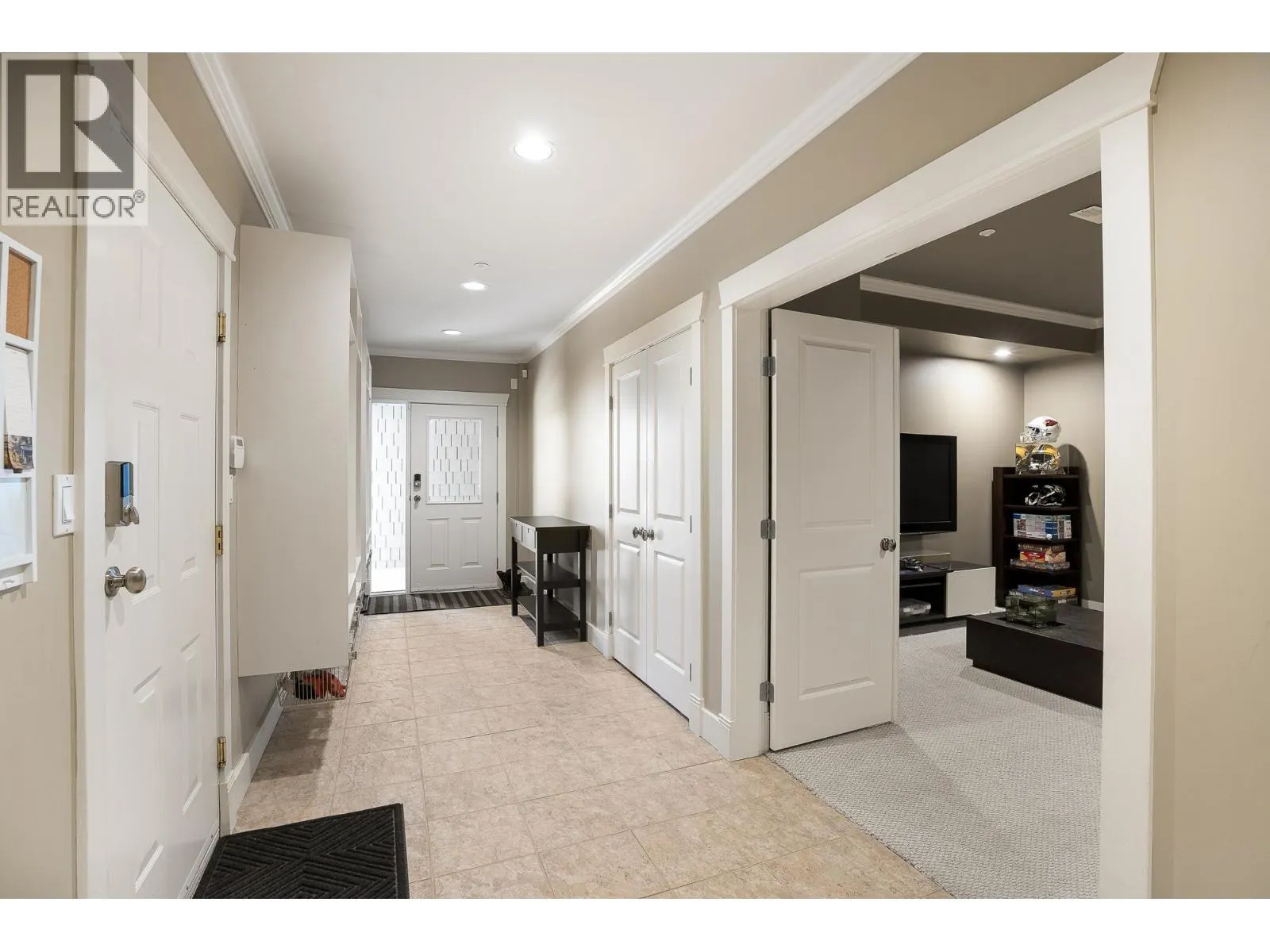 2353 ORCHARD LANE