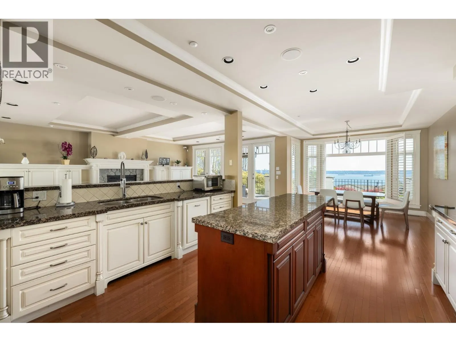 2353 ORCHARD LANE