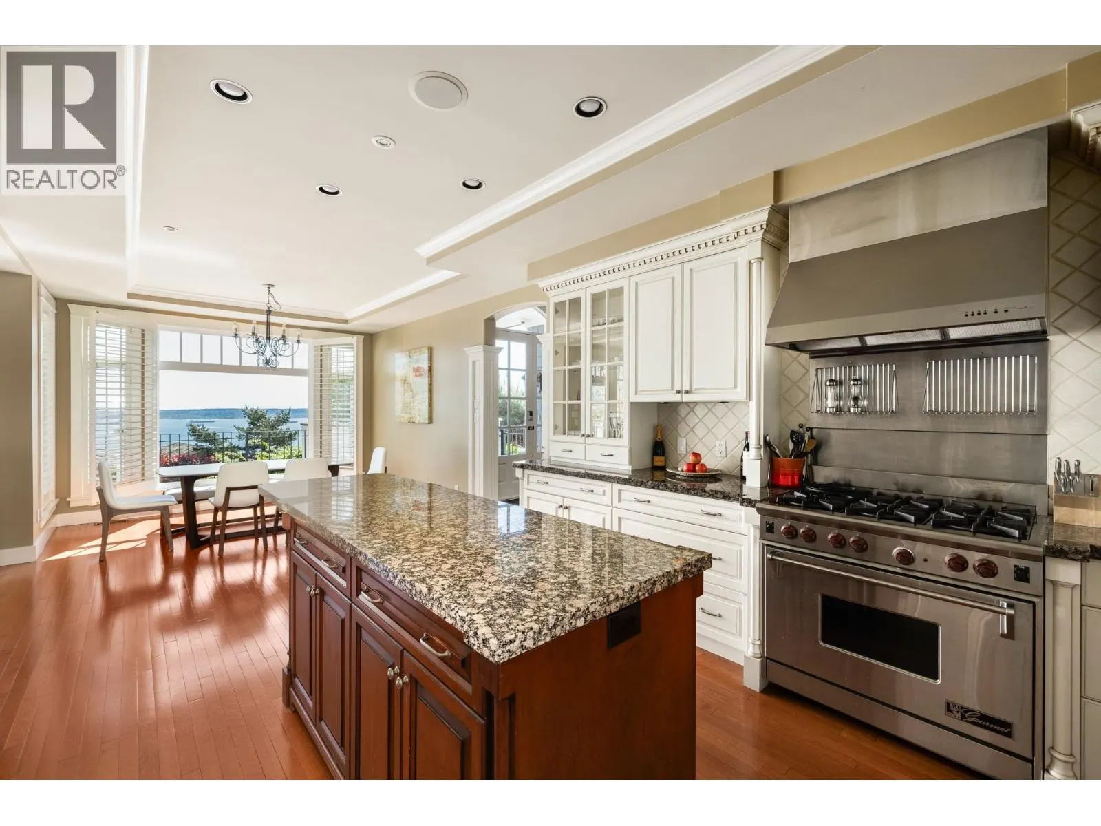 2353 ORCHARD LANE