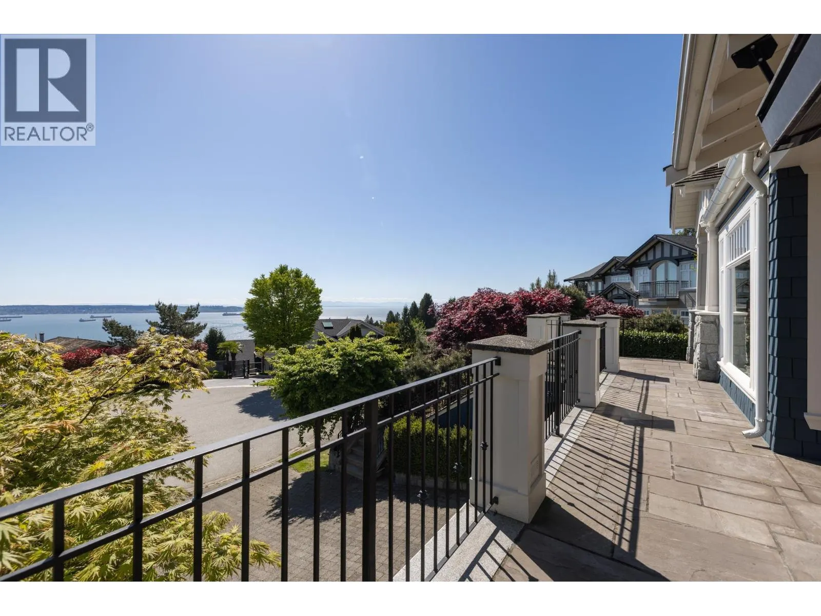 2353 ORCHARD LANE