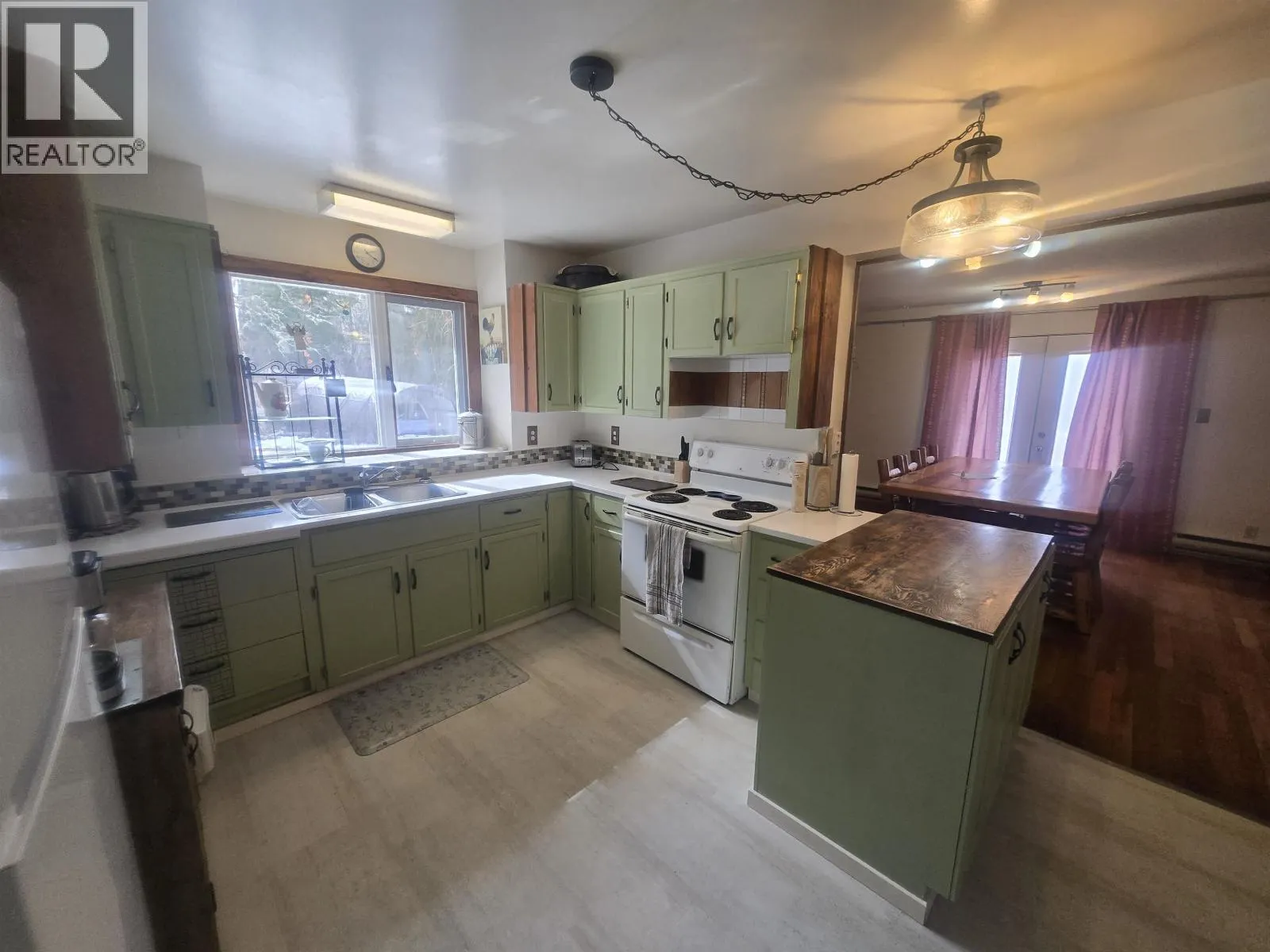 3978 QUESNEL-HYDRAULIC ROAD