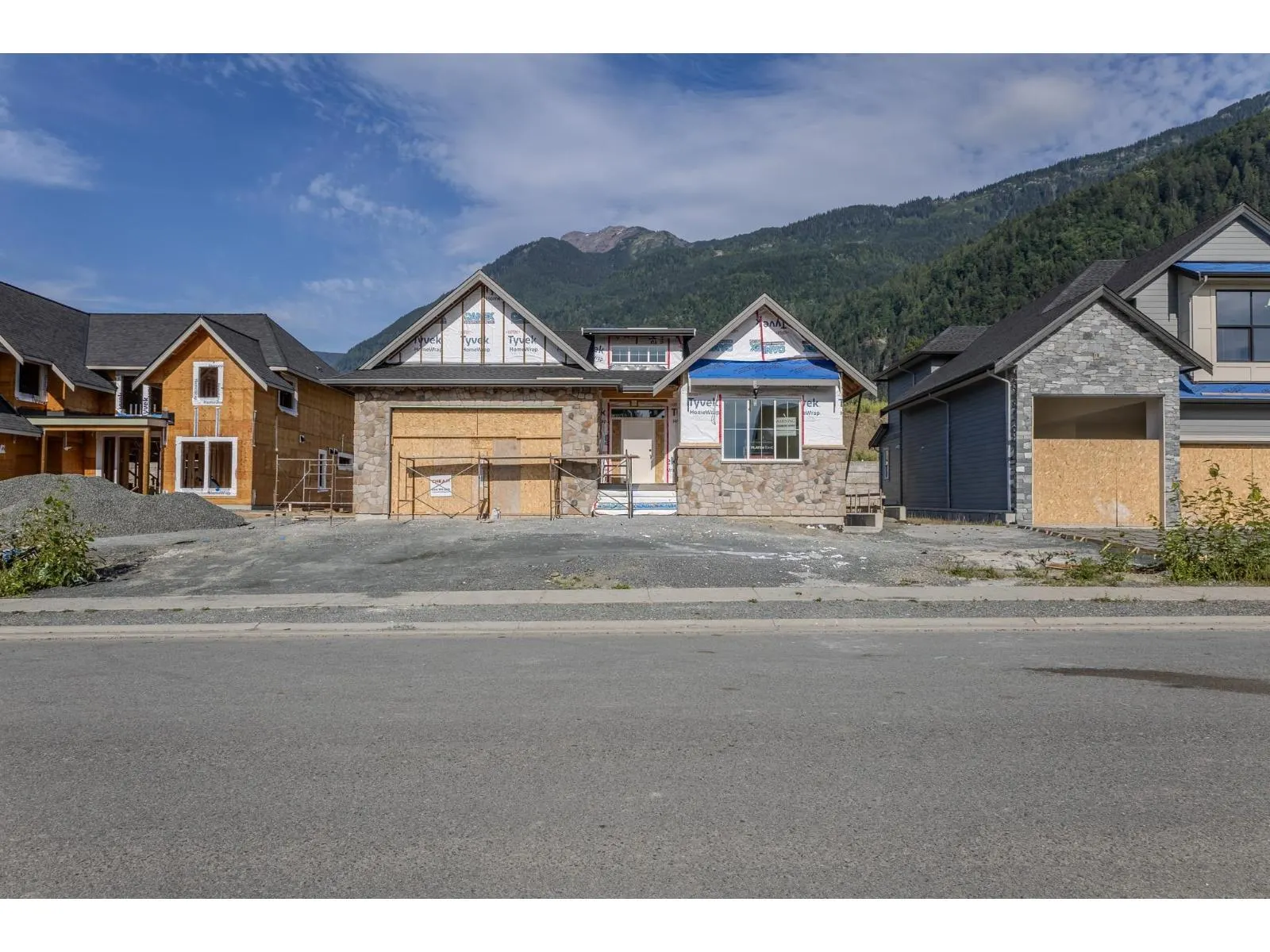 10022 TRILLIUM WAY|East Chilliwack