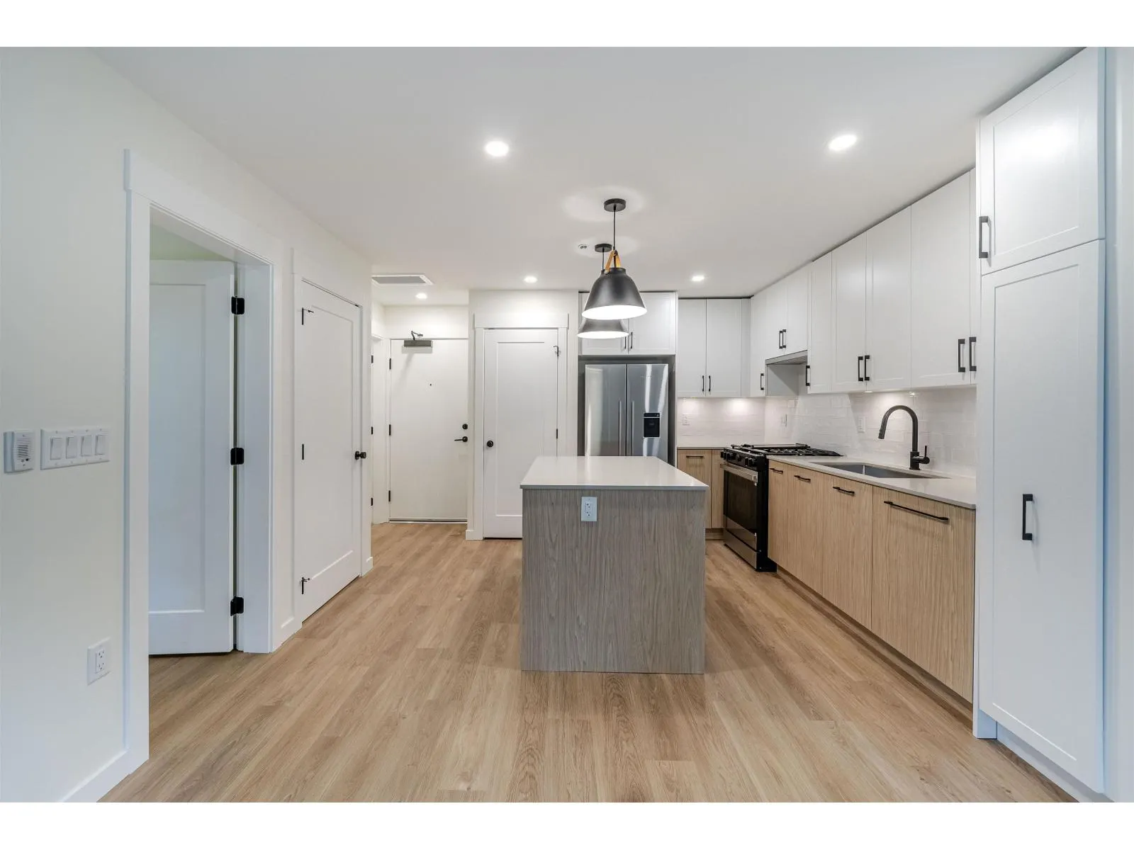 205 27249 ALDERGROVE TOWN CENTRE DRIVE