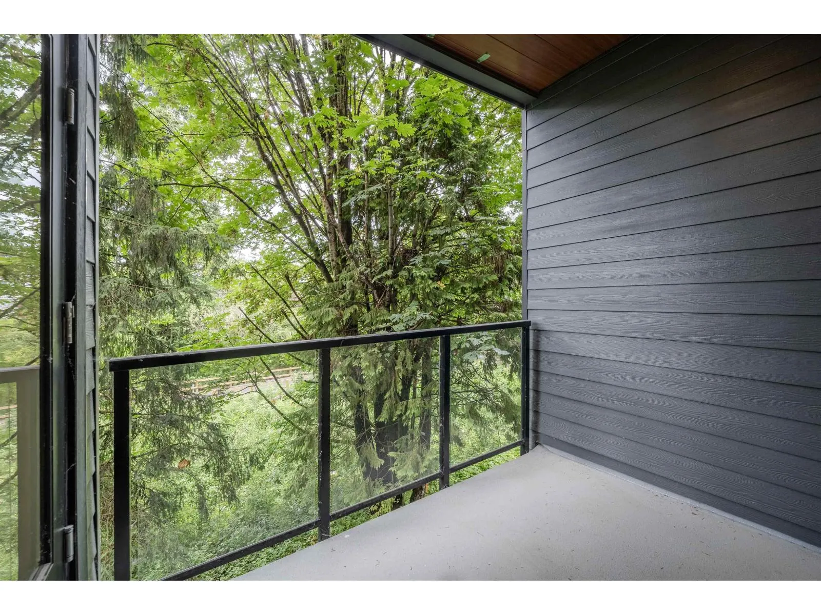 205 27249 ALDERGROVE TOWN CENTRE DRIVE
