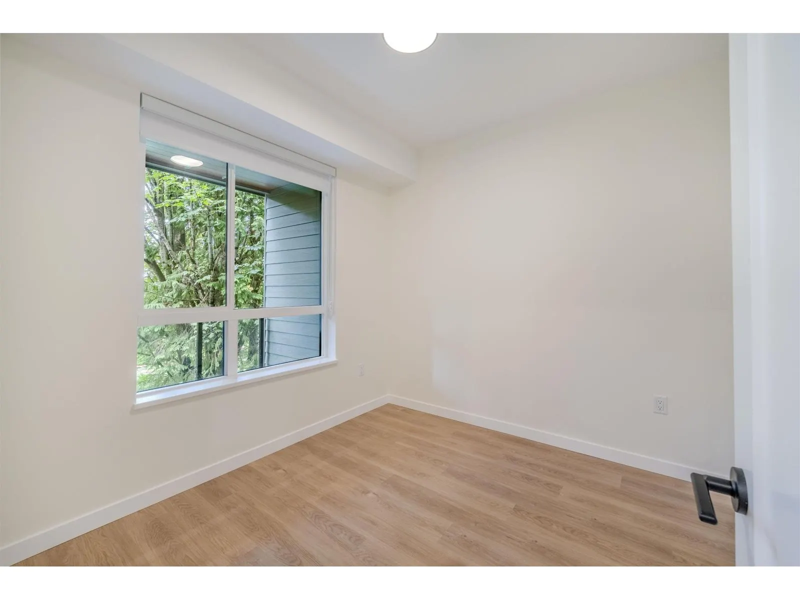 205 27249 ALDERGROVE TOWN CENTRE DRIVE