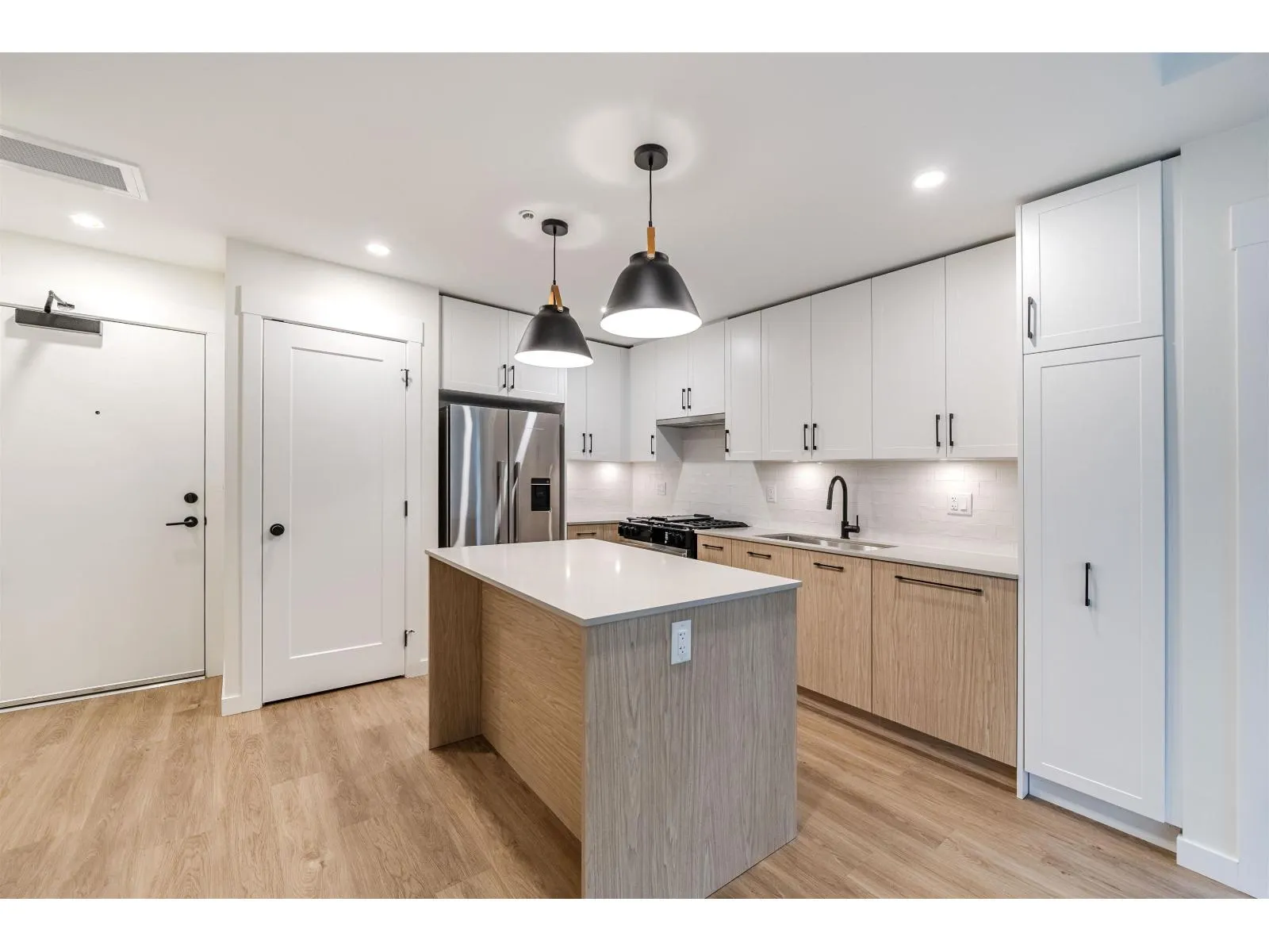 205 27249 ALDERGROVE TOWN CENTRE DRIVE