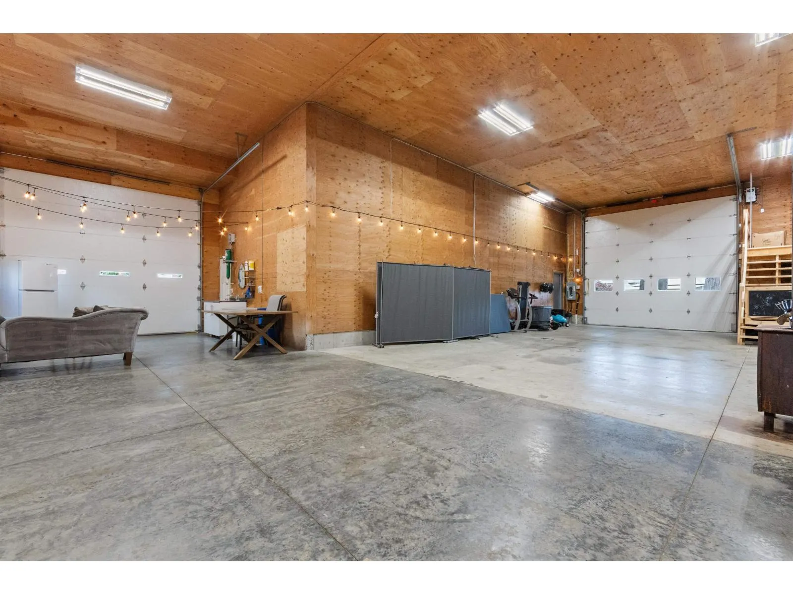 9586 MCMILLAN ROAD|Rosedale