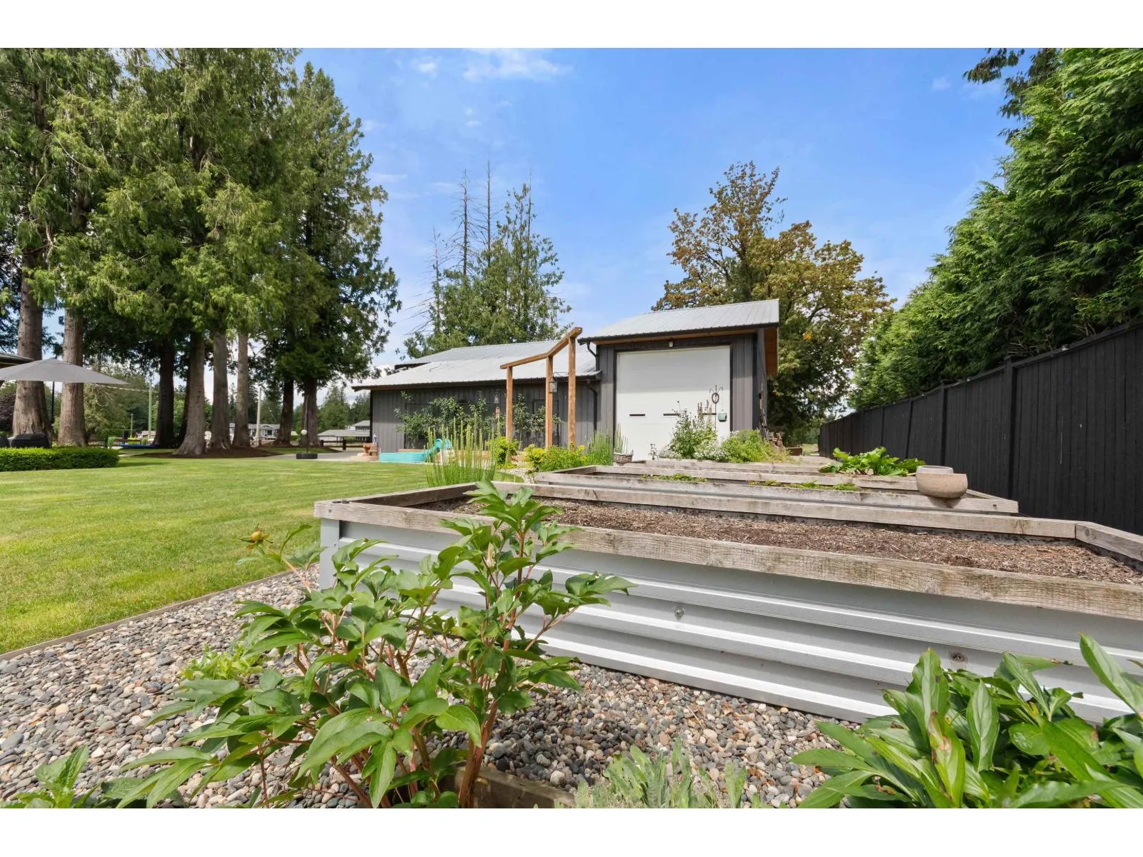 9586 MCMILLAN ROAD|Rosedale
