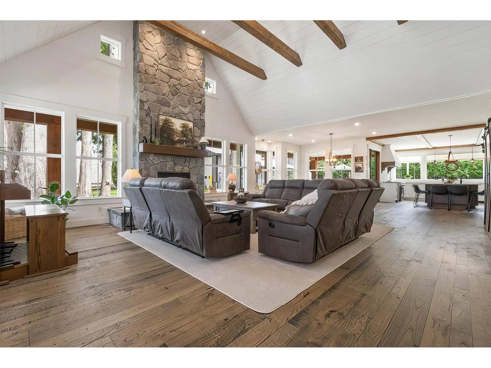9586 MCMILLAN ROAD|Rosedale