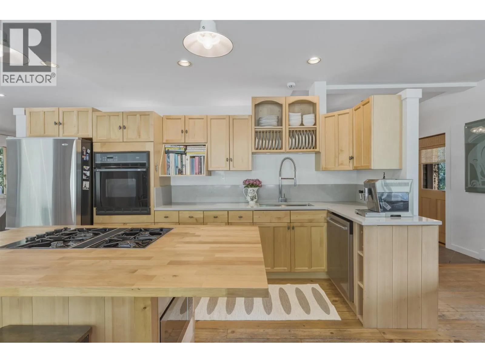 3 WALKERVILLE ESTATES
