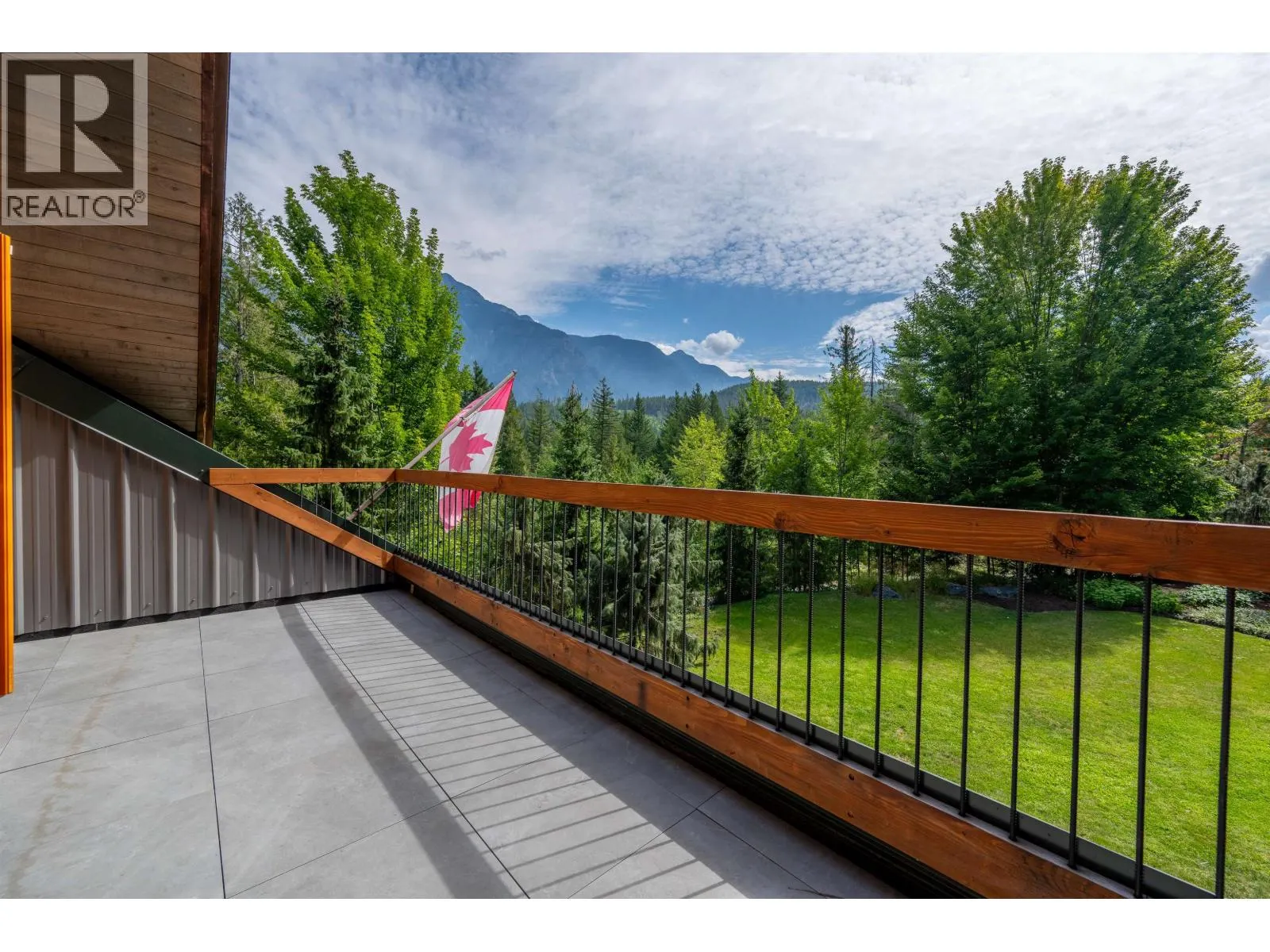 3 WALKERVILLE ESTATES