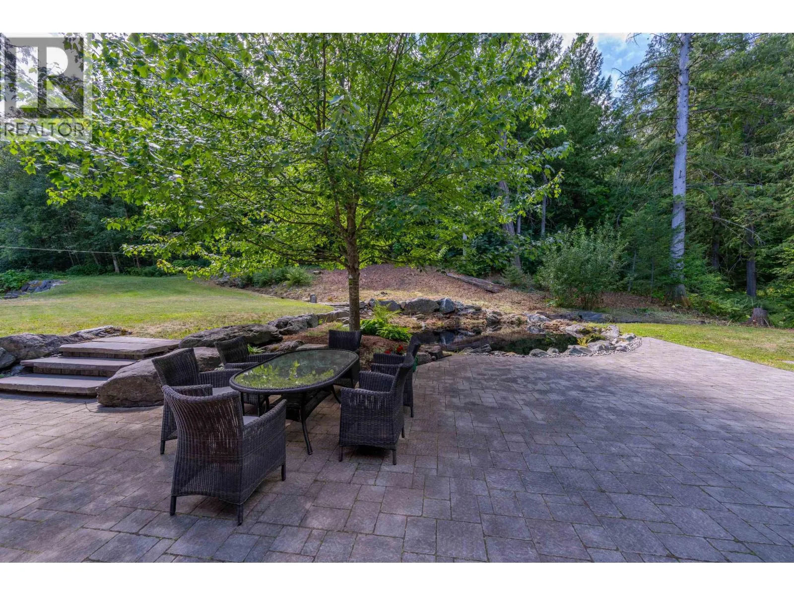 3 WALKERVILLE ESTATES