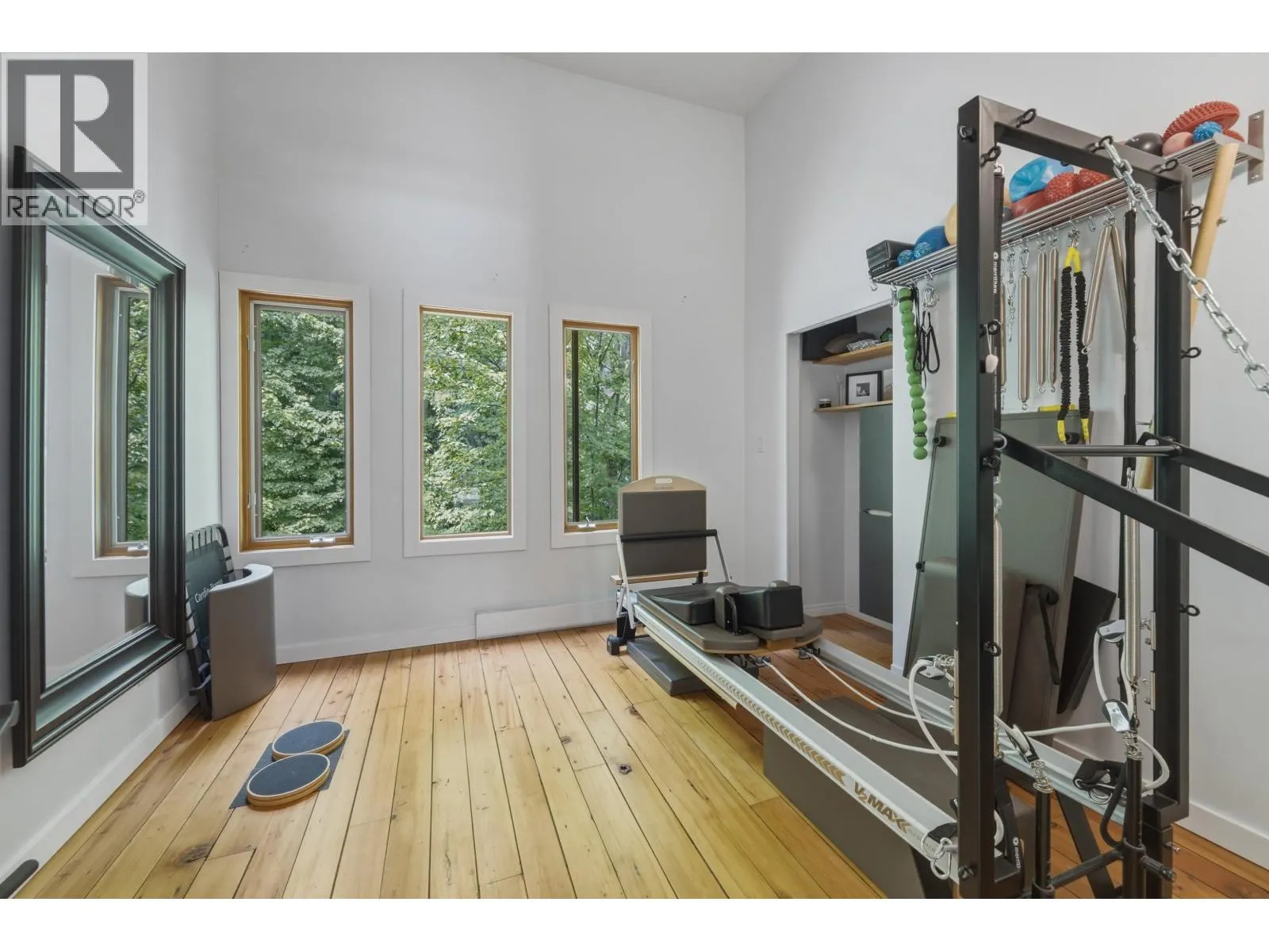 3 WALKERVILLE ESTATES