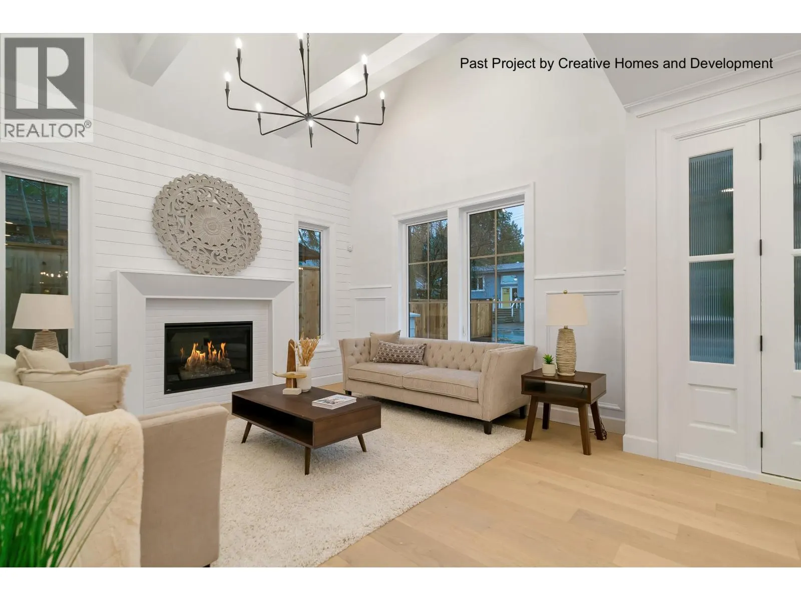 304 W QUEENS ROAD