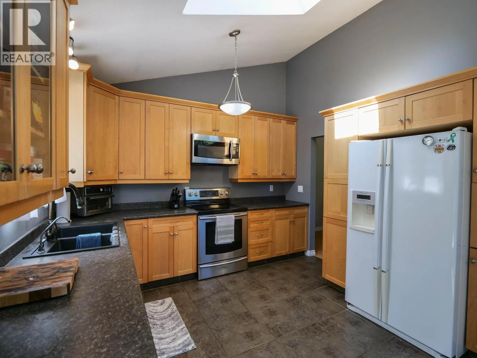 3482 KIRKHAM ROAD