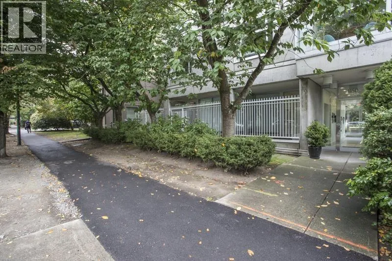 201 1150 BUTE STREET
