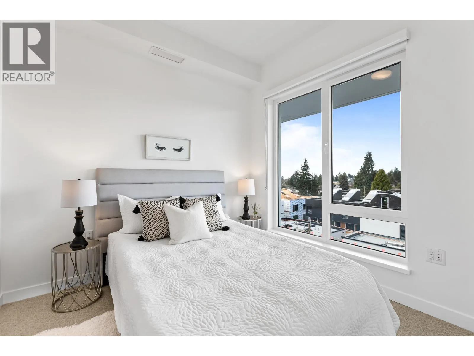 603 6859 CAMBIE STREET