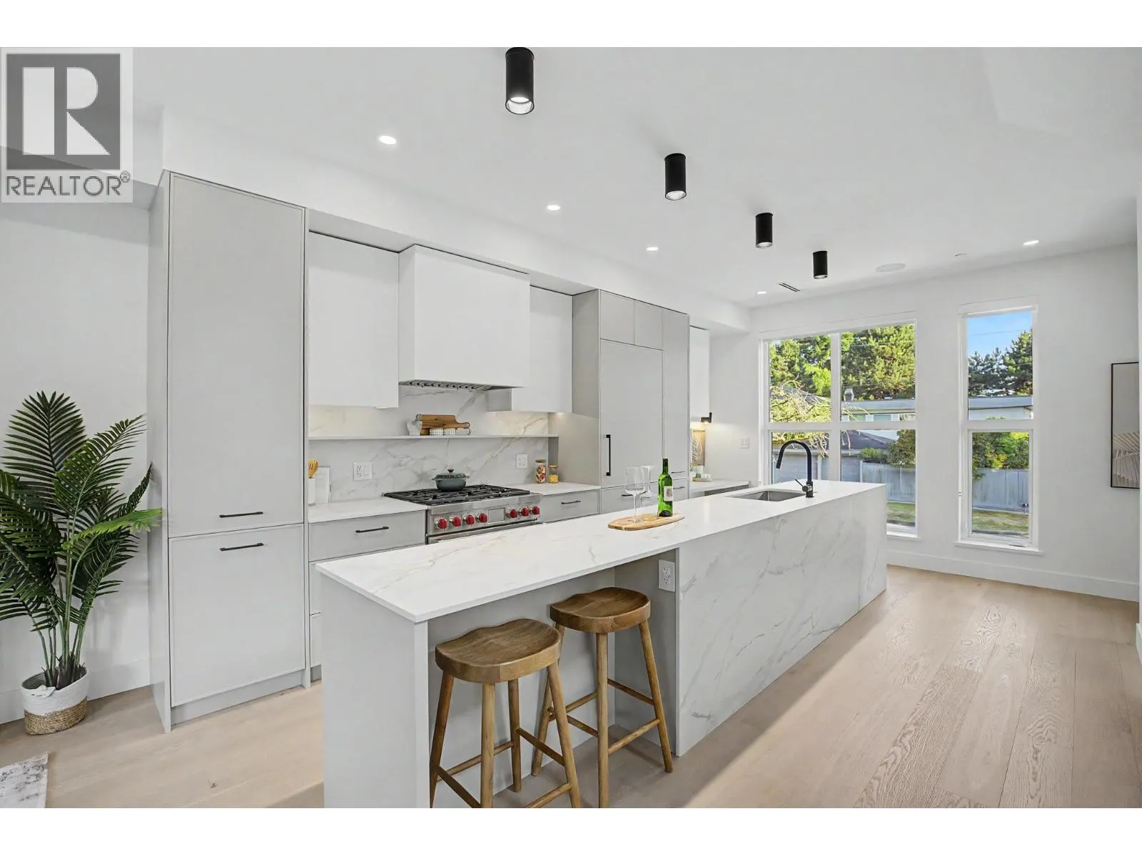 1485 W 52ND AVENUE
