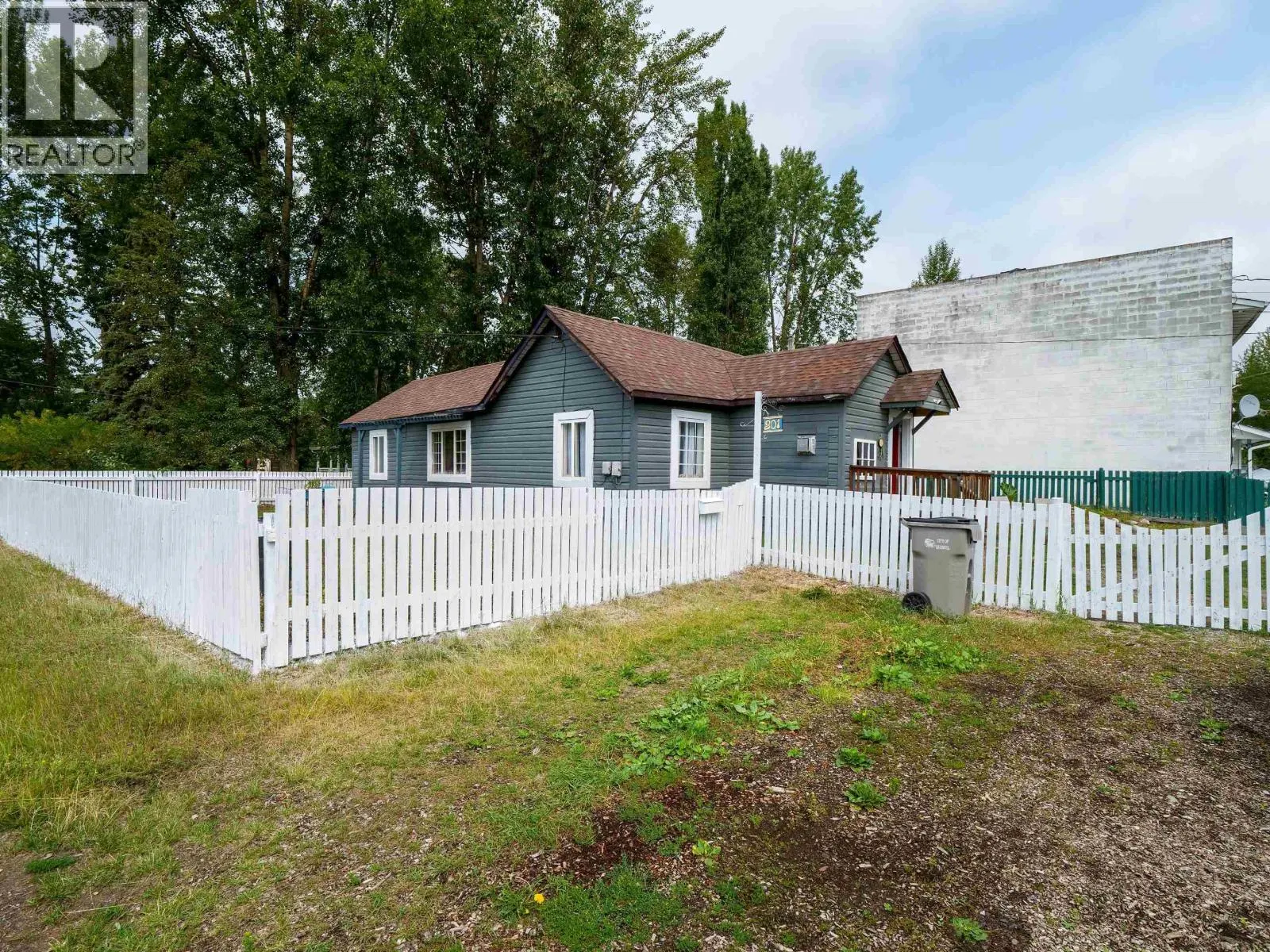 201 LEWIS DRIVE