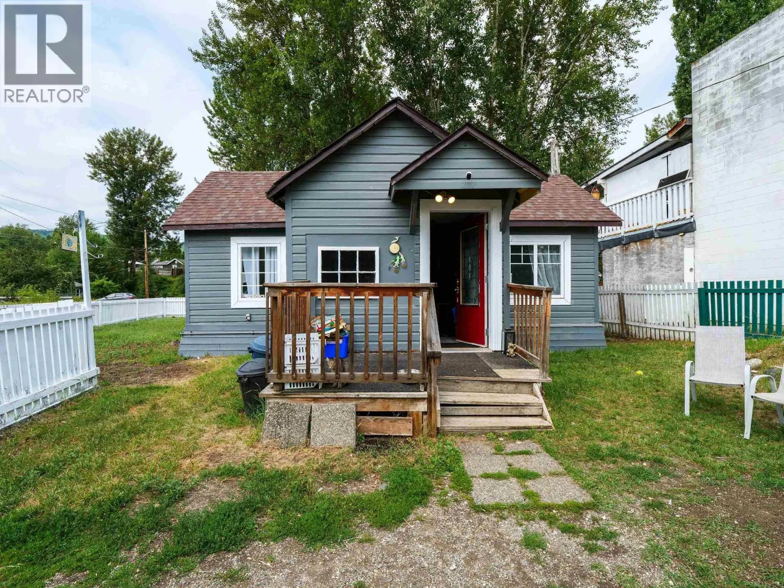 201 LEWIS DRIVE