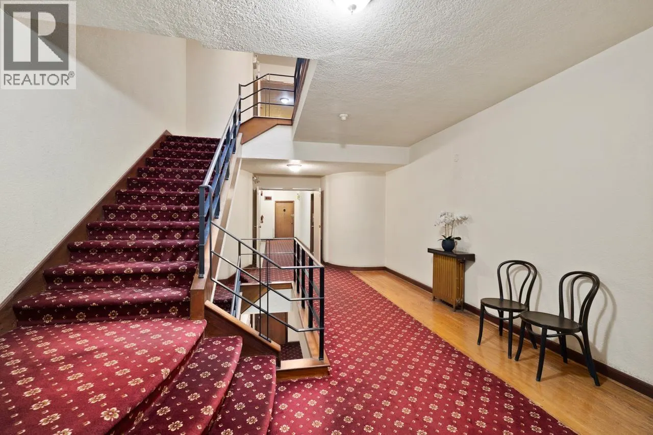 204 1565 BURNABY STREET