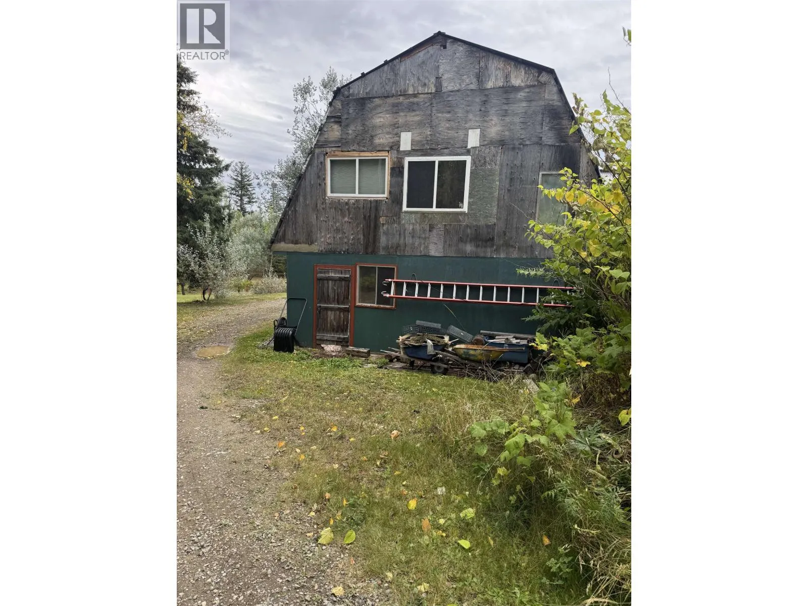 3168 COPELAND ROAD