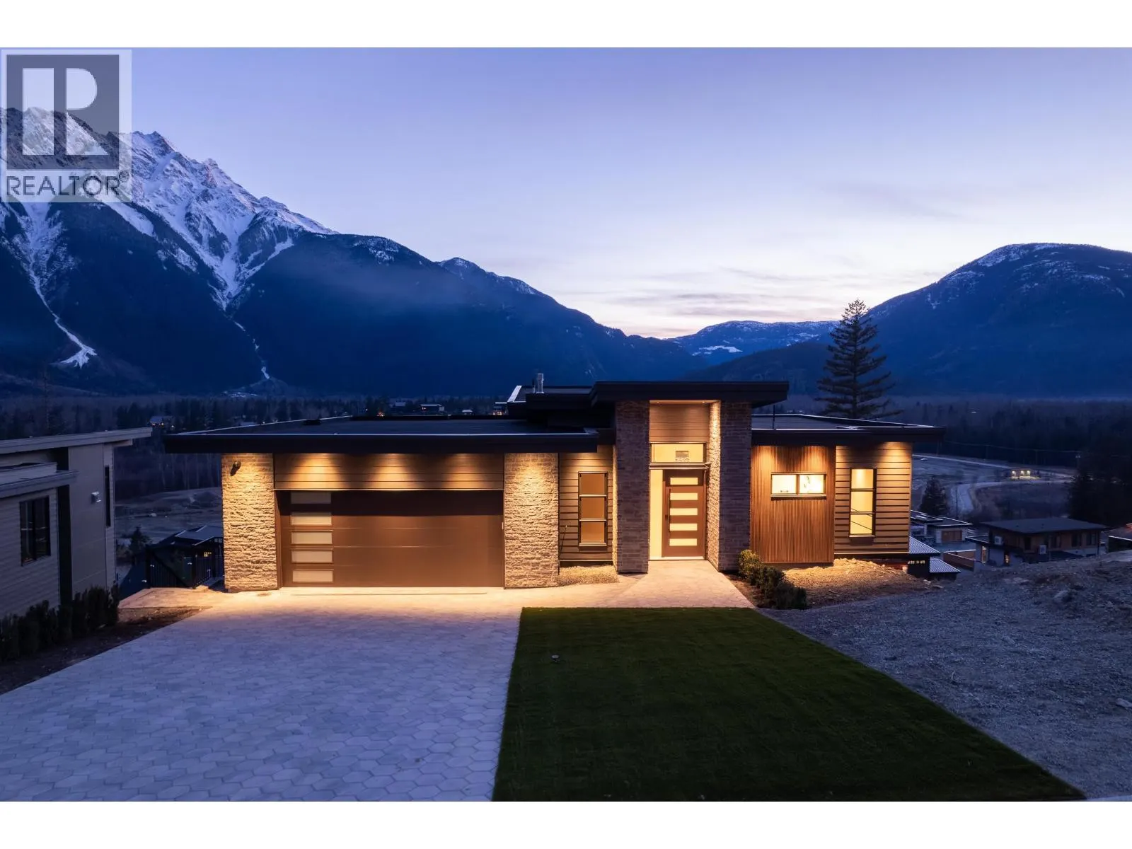 7683 CERULEAN DRIVE