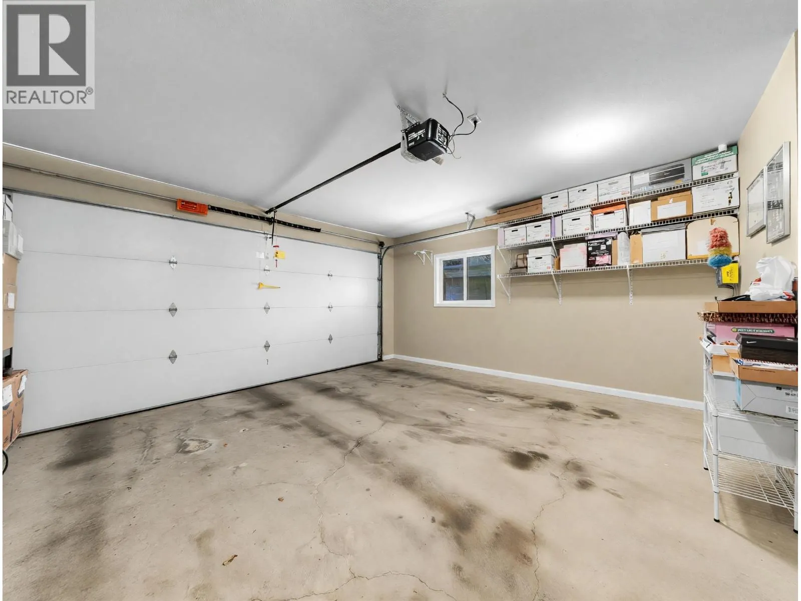8 4191 WILLIAMS ROAD