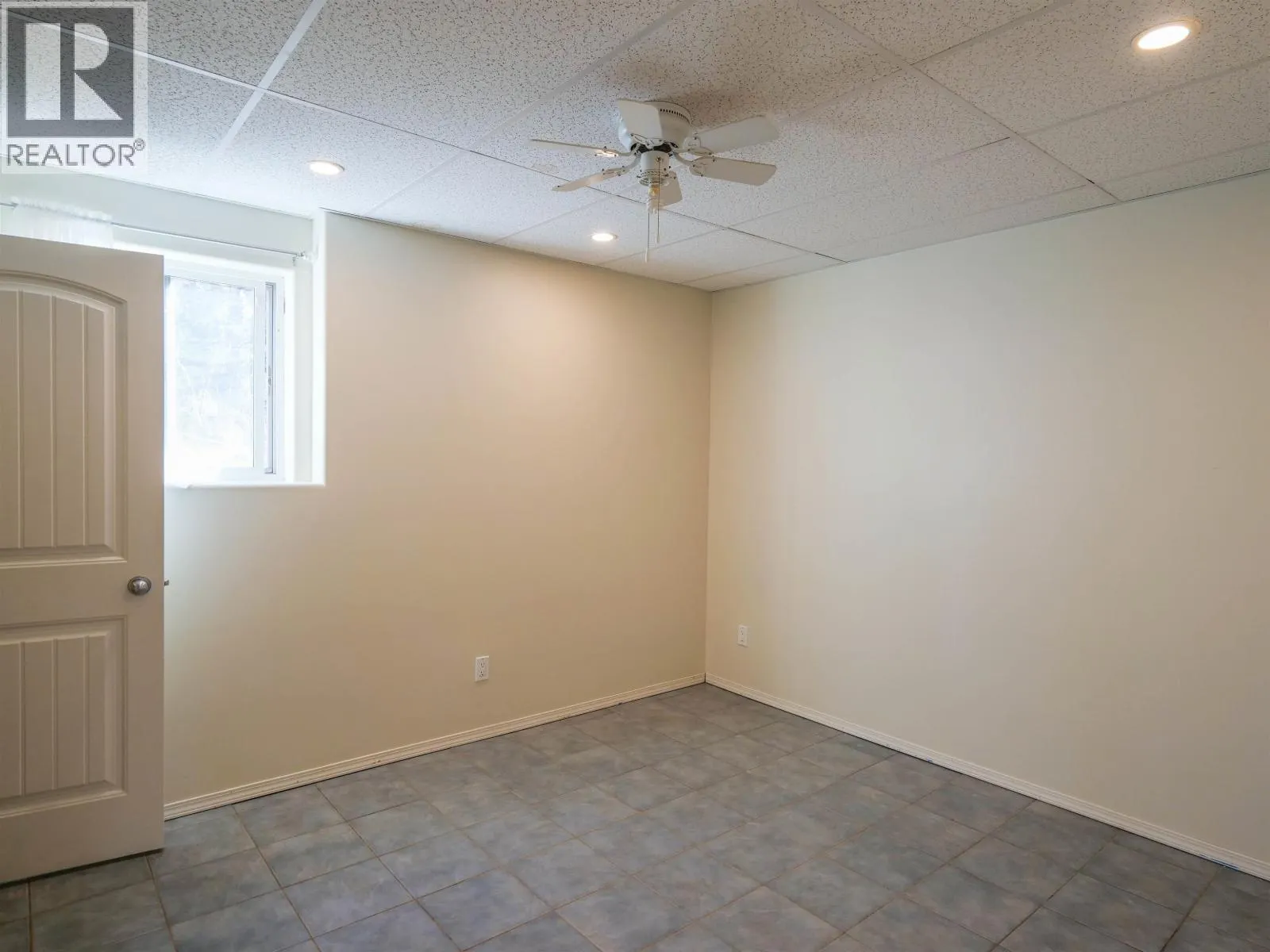 380 DENNIS ROAD