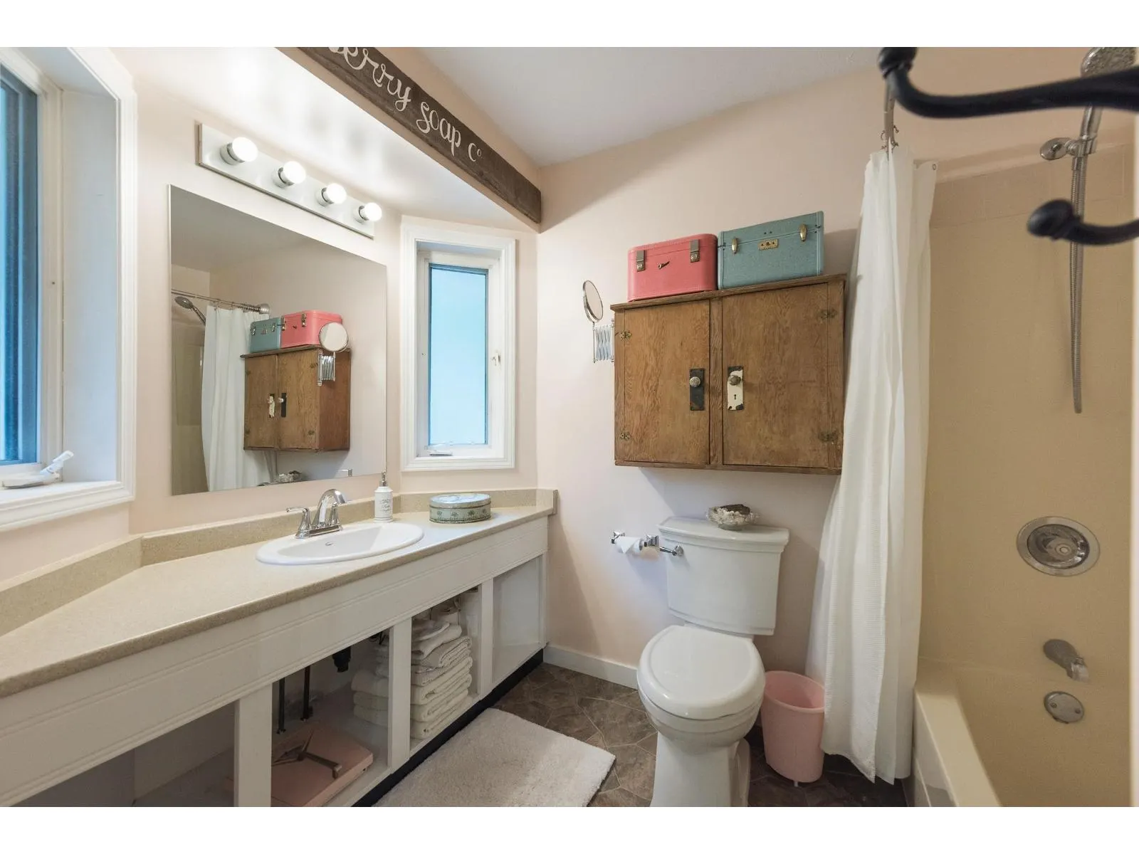 52394 YALE ROAD|Rosedale