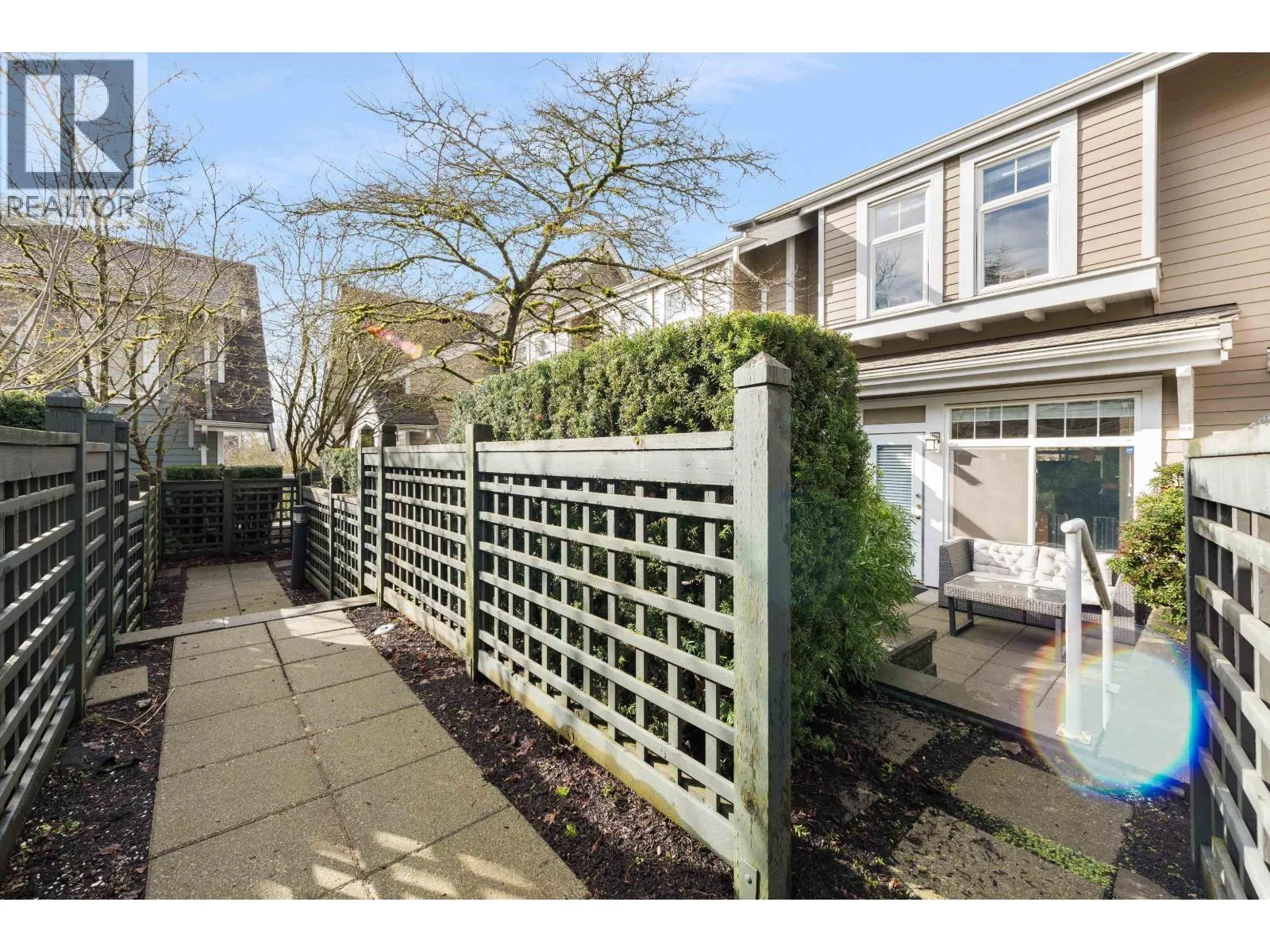 319 W 59TH AVENUE