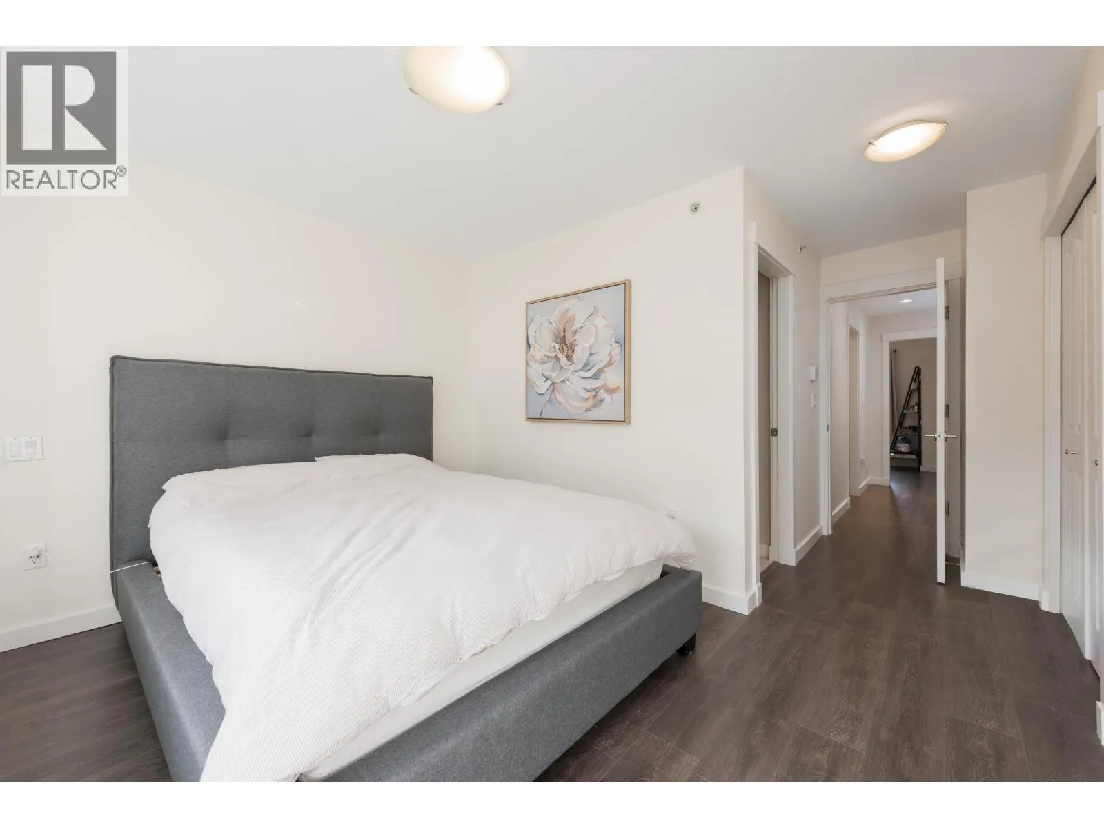 319 W 59TH AVENUE