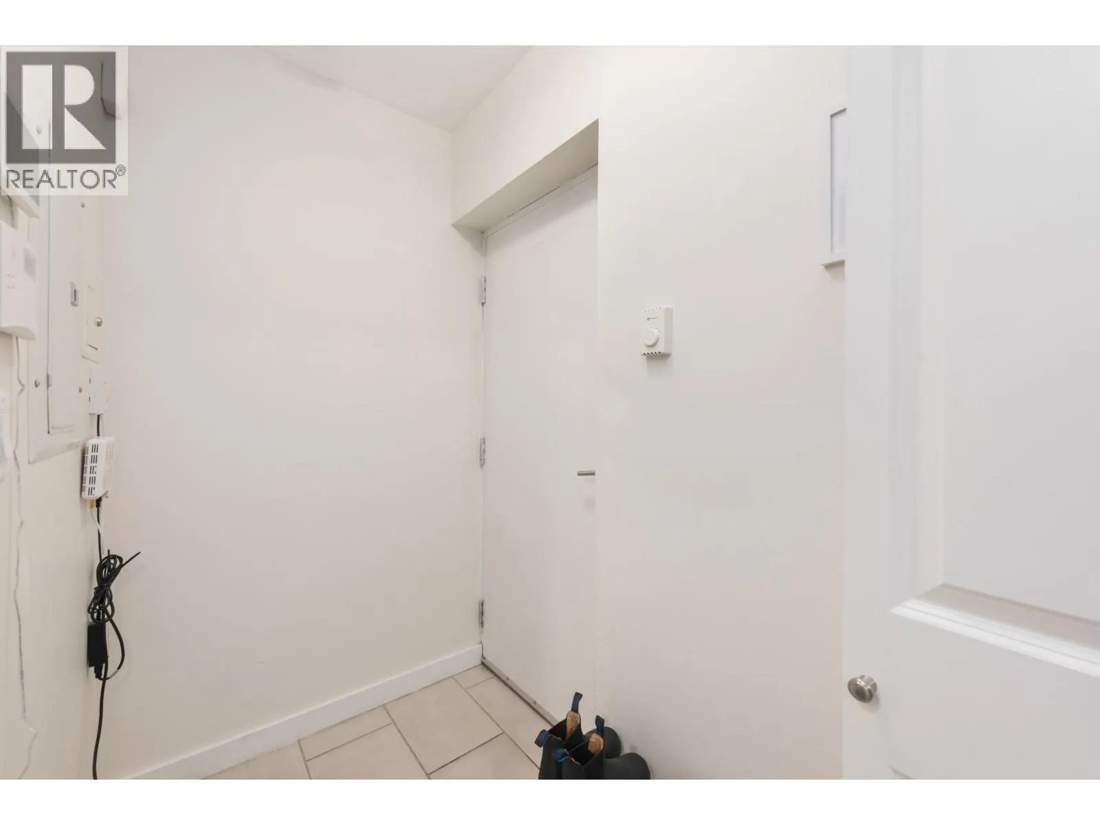 319 W 59TH AVENUE