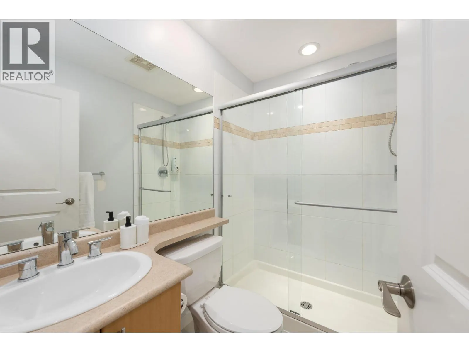 319 W 59TH AVENUE