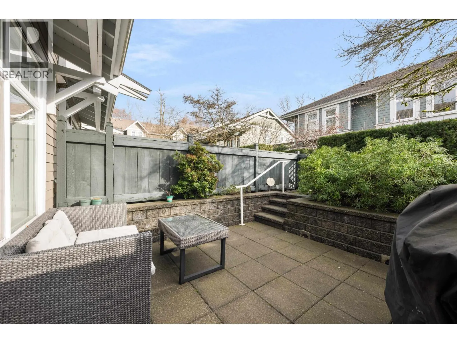 319 W 59TH AVENUE