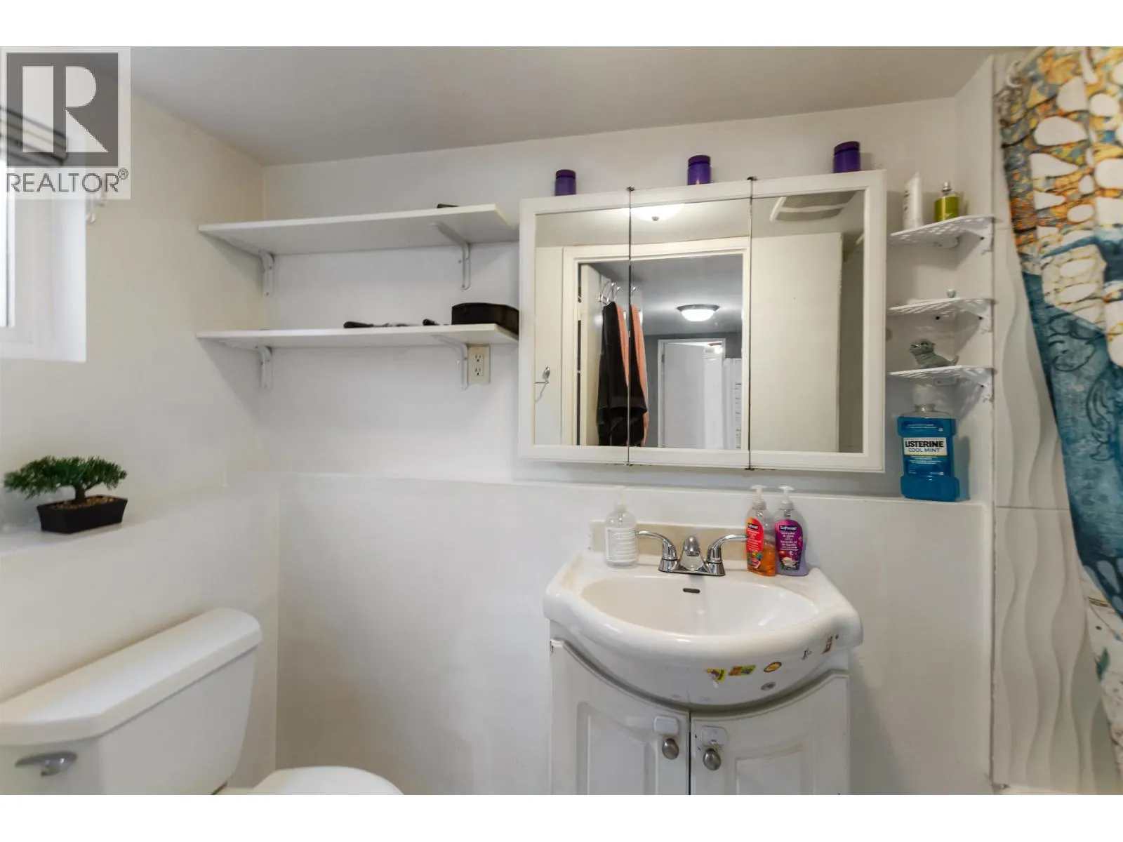 136 E 45TH AVENUE