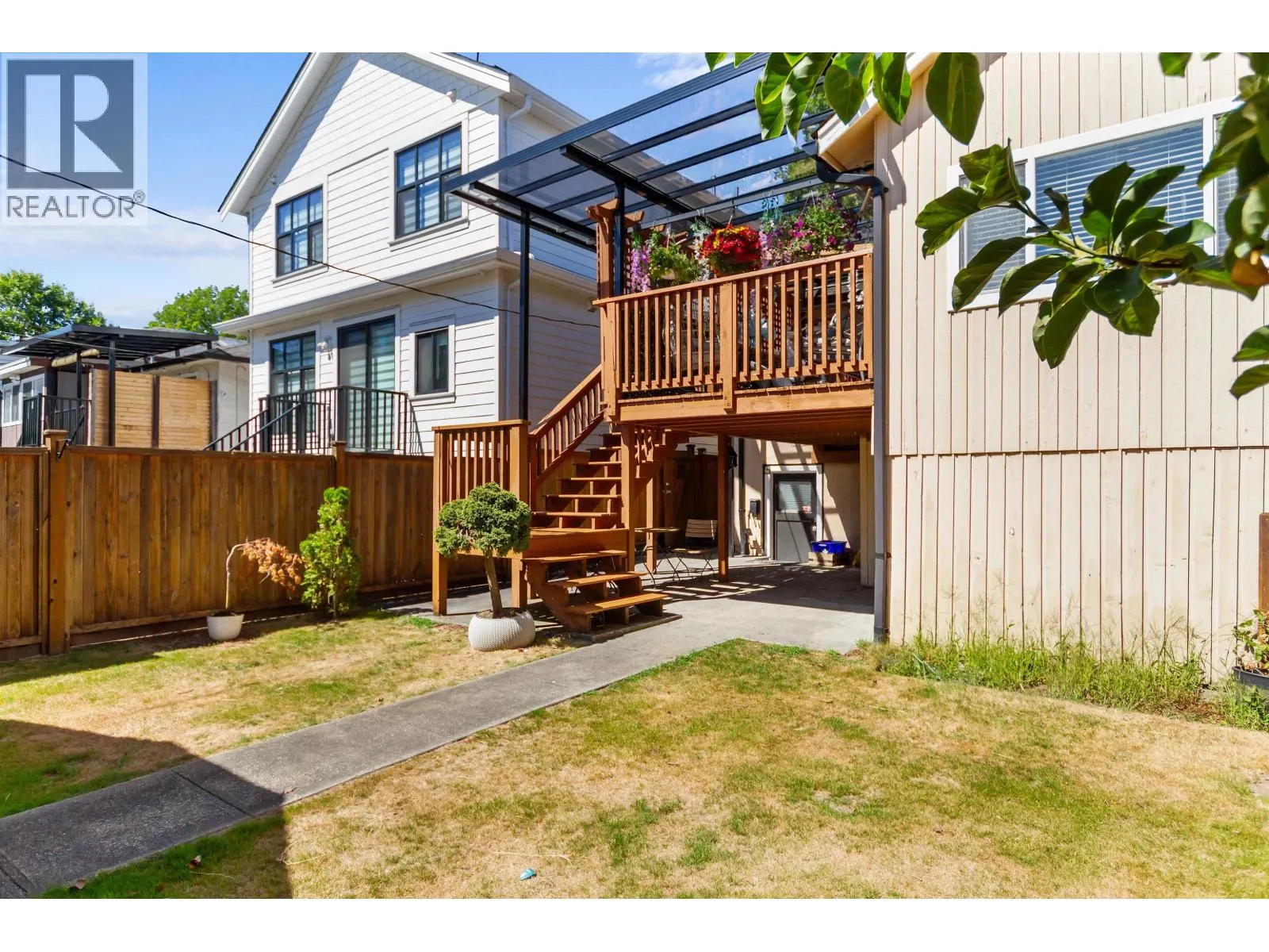 136 E 45TH AVENUE