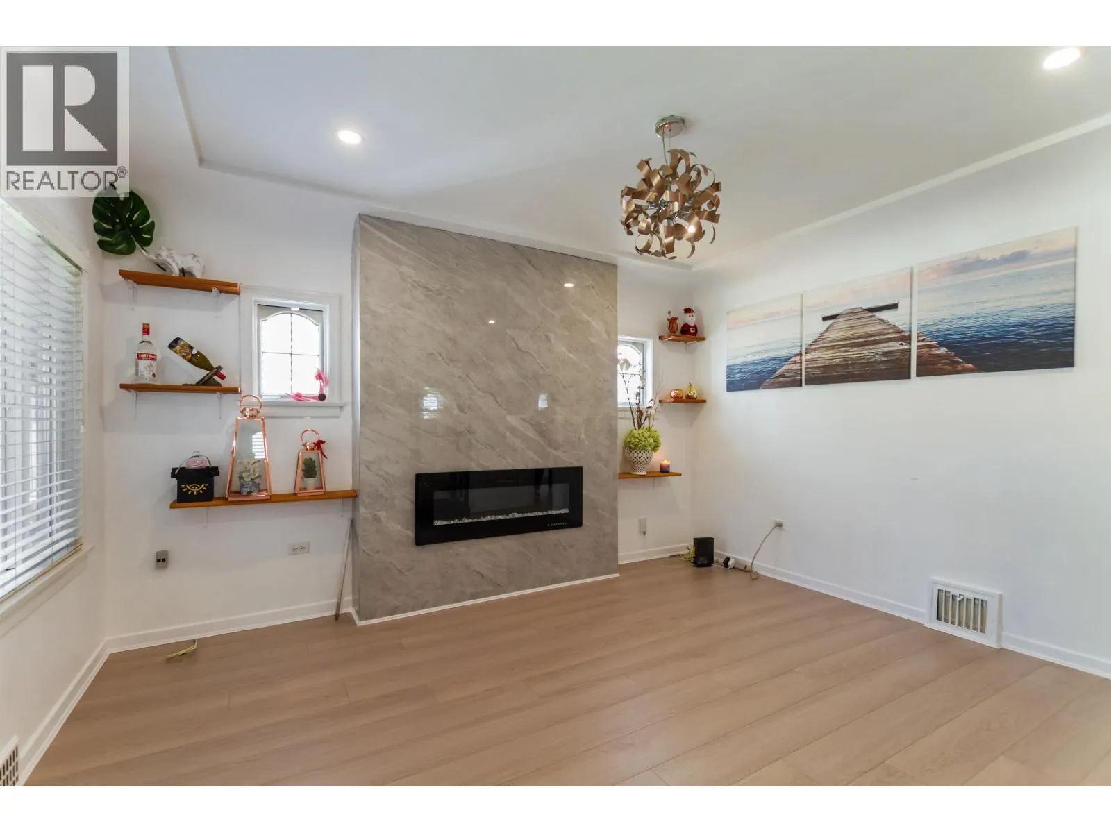 136 E 45TH AVENUE