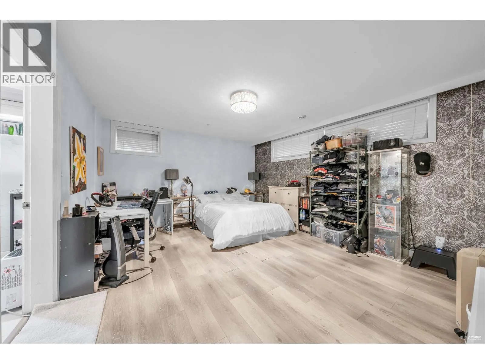 1285 W 47TH AVENUE