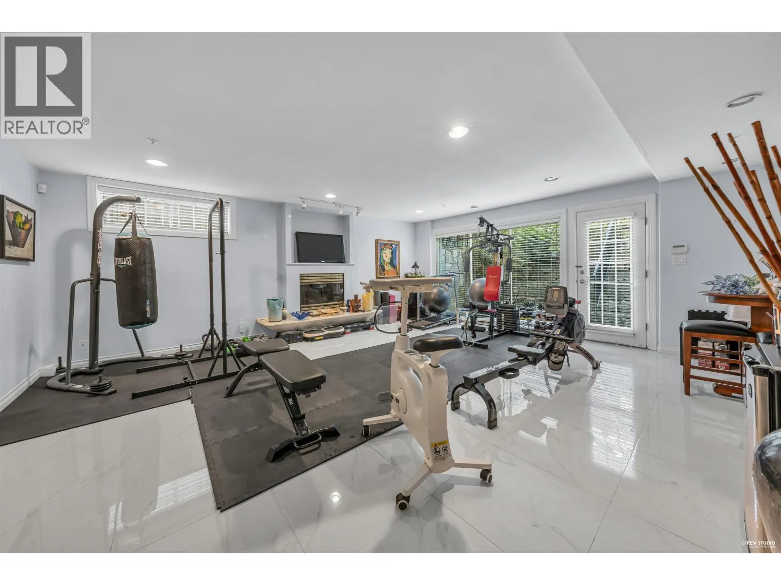 1285 W 47TH AVENUE