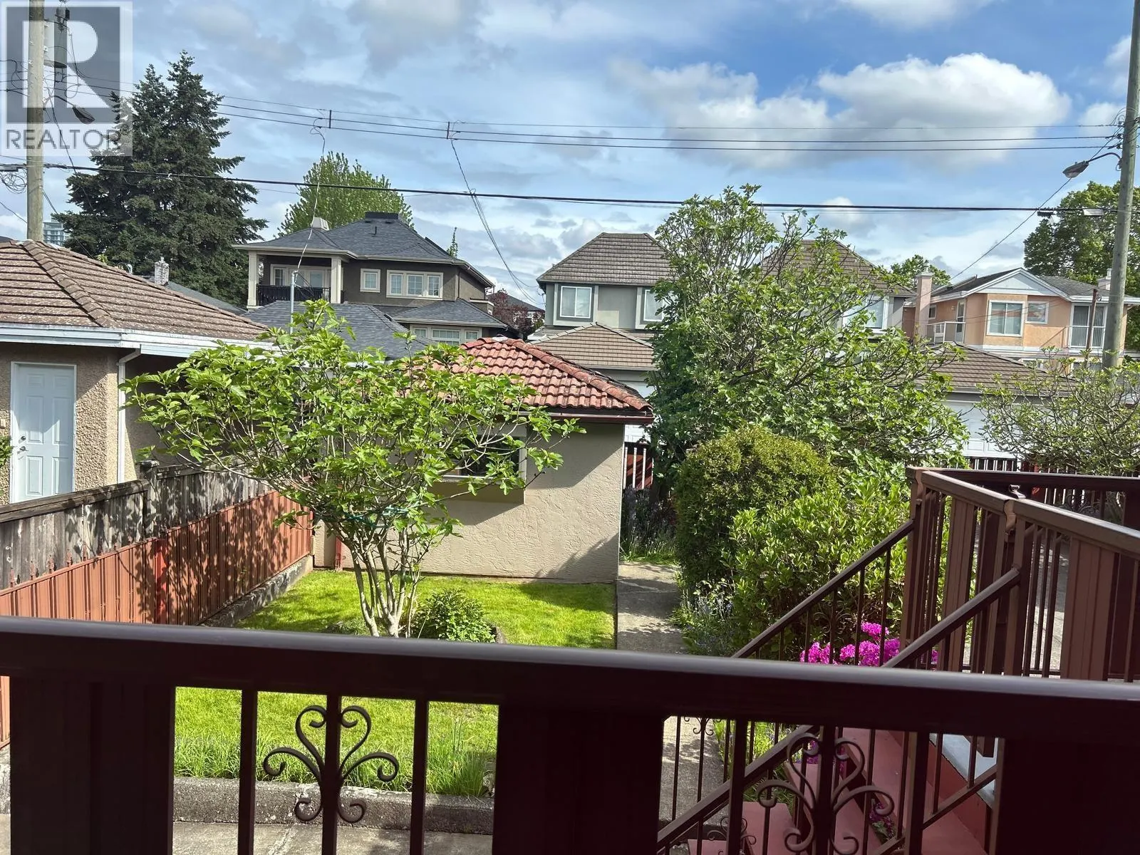 115 W 47TH AVENUE