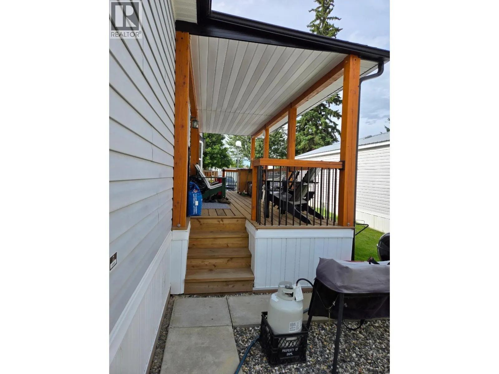 90 684 NORTH FRASER DRIVE