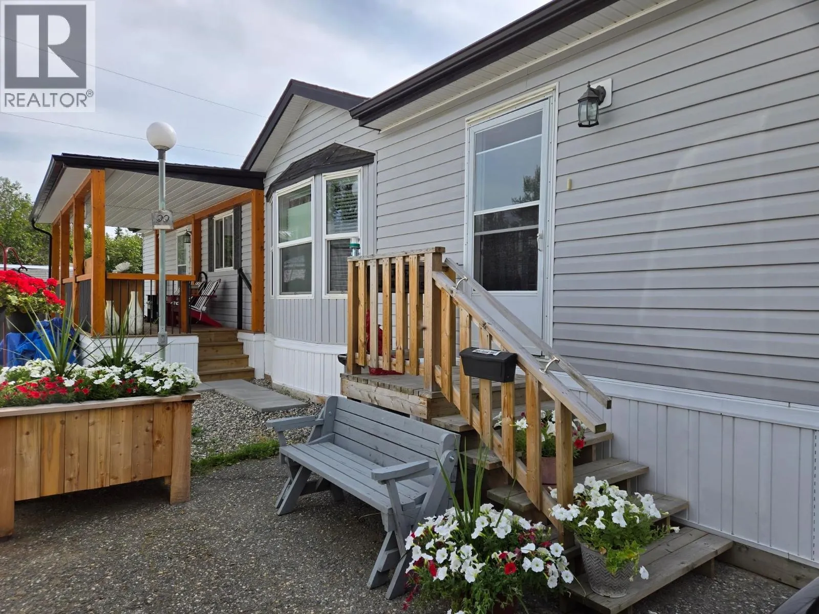 90 684 NORTH FRASER DRIVE
