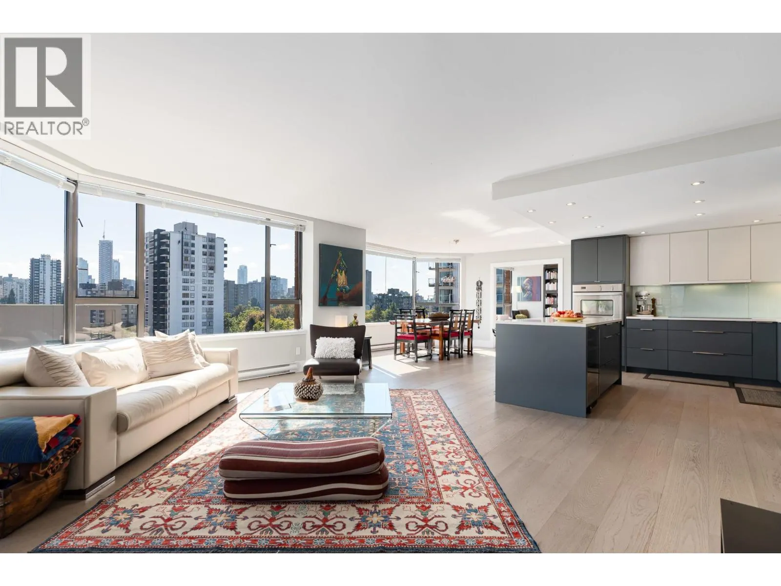 1001 1860 ROBSON STREET