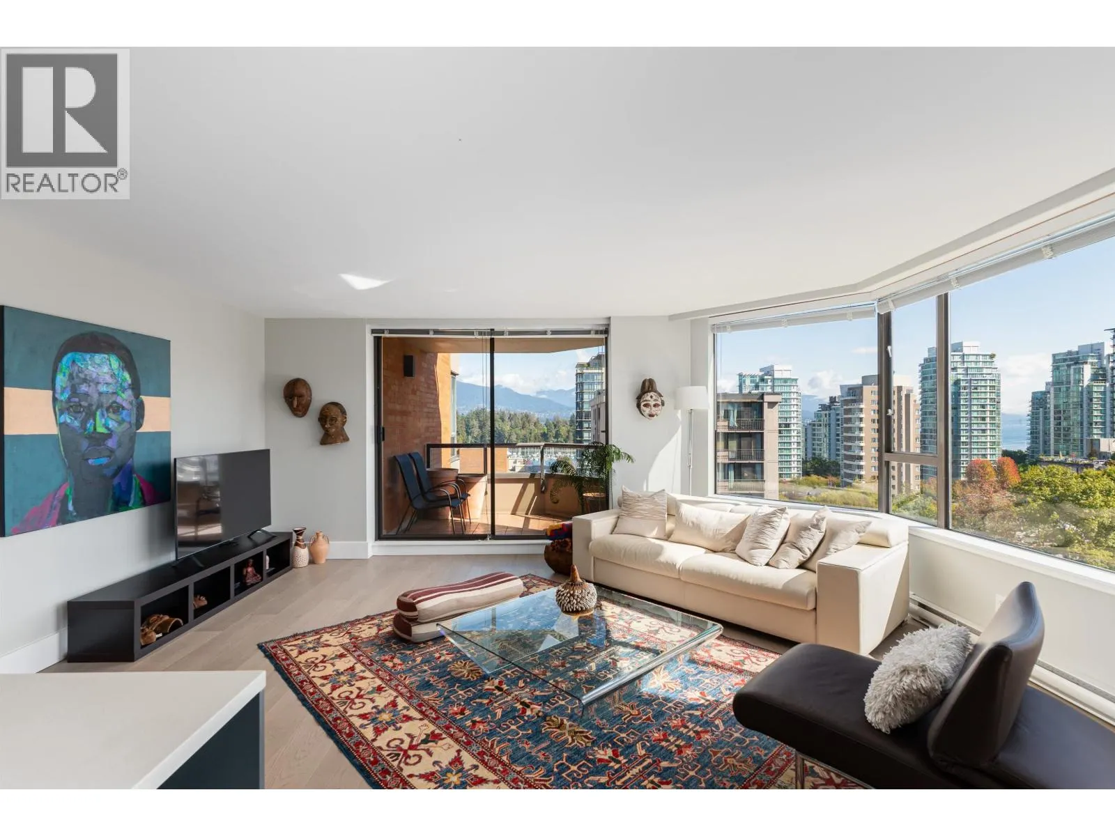1001 1860 ROBSON STREET