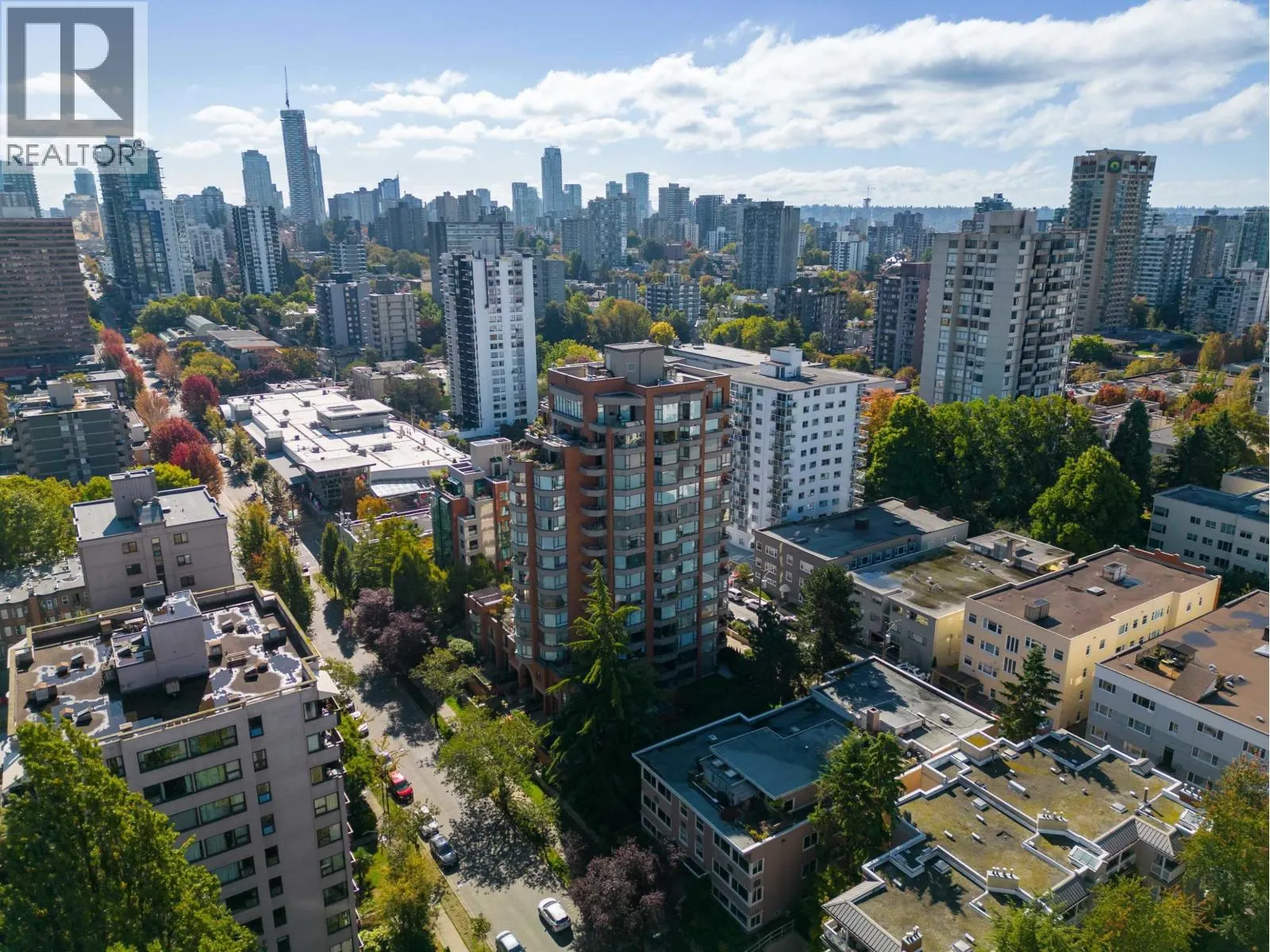 1001 1860 ROBSON STREET